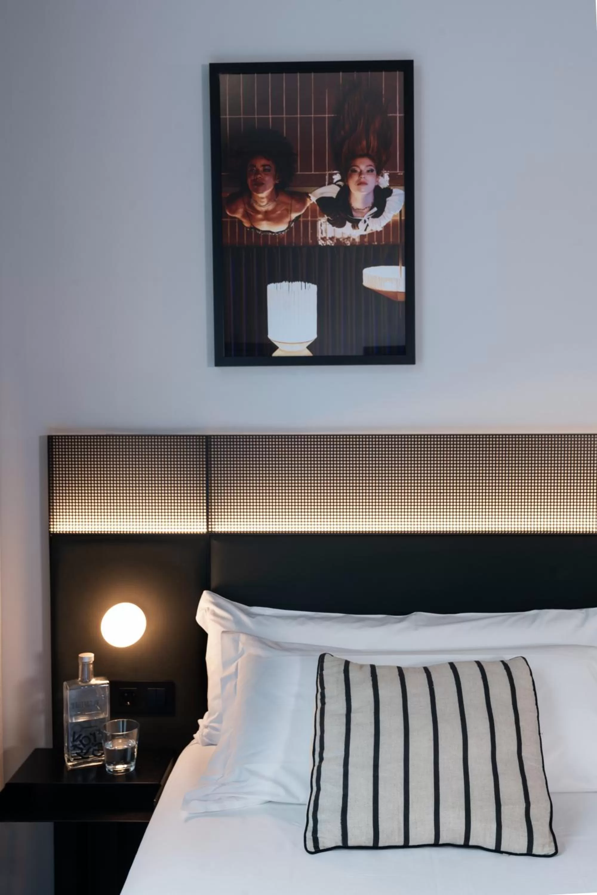 Bed in chic&basic Gravity