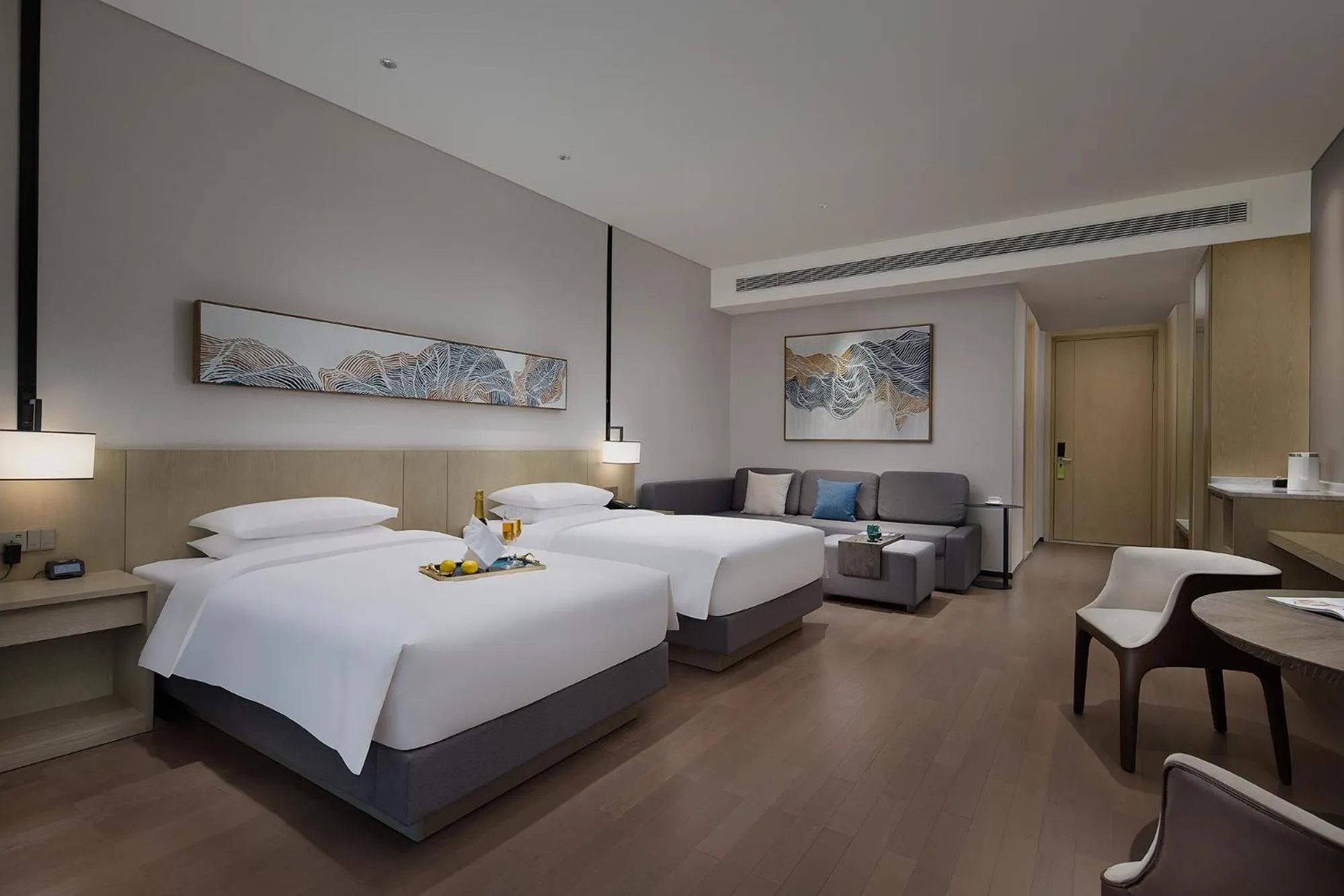 Photo of the whole room, Bed in Hyatt Place Changsha Airport