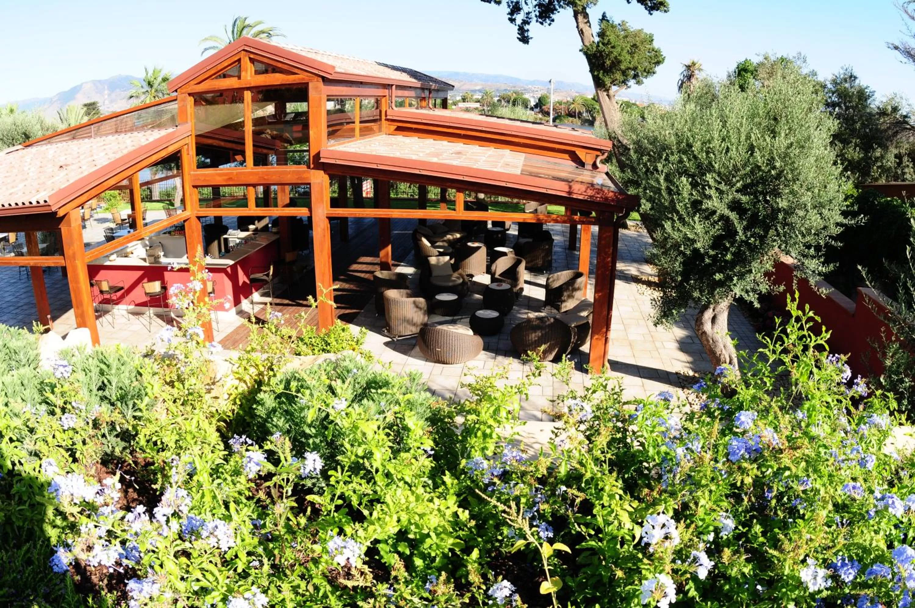 Meals in Villa Morgana Resort and Spa