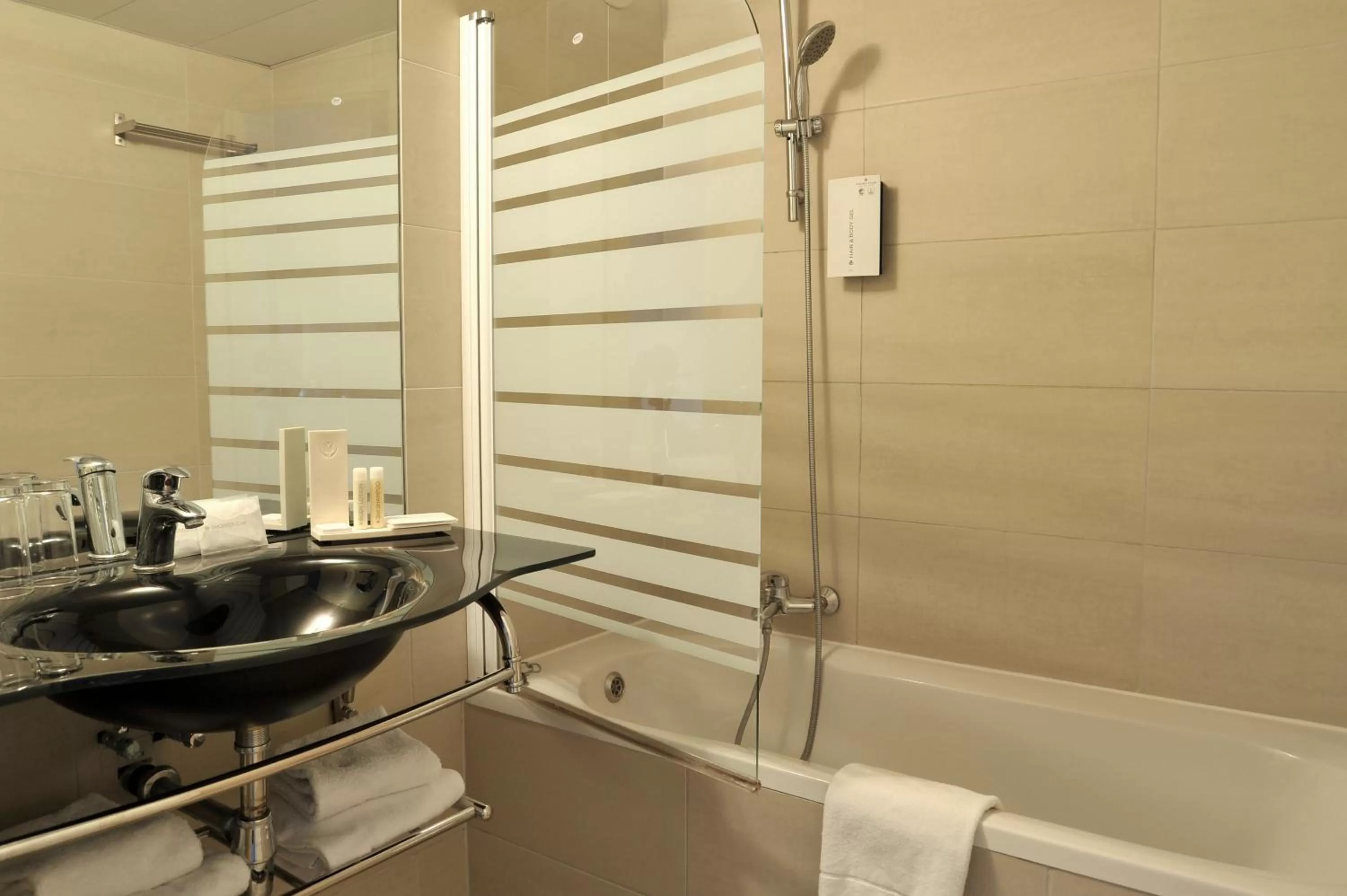 Bathroom in Fletcher Hotel-Restaurant Weert