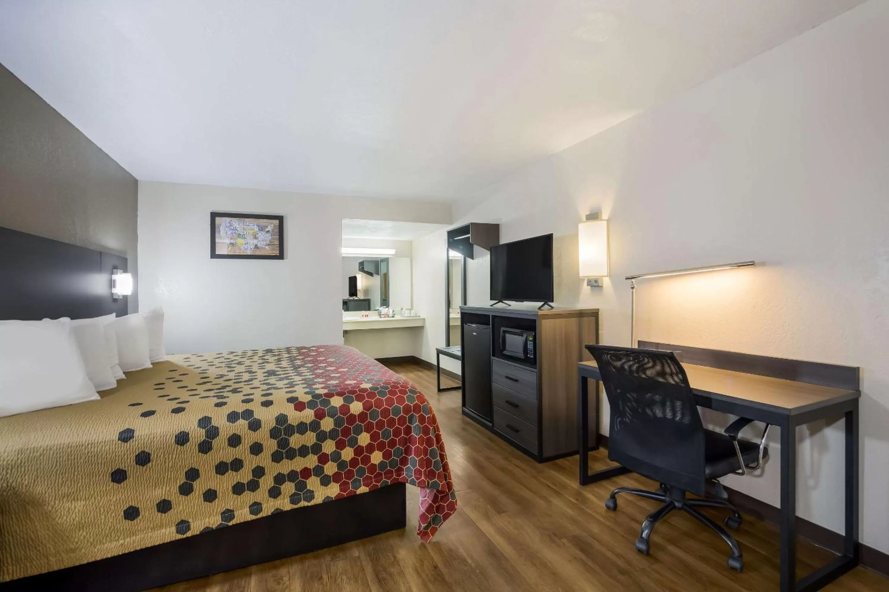 Bedroom in Econo Lodge Live Oak