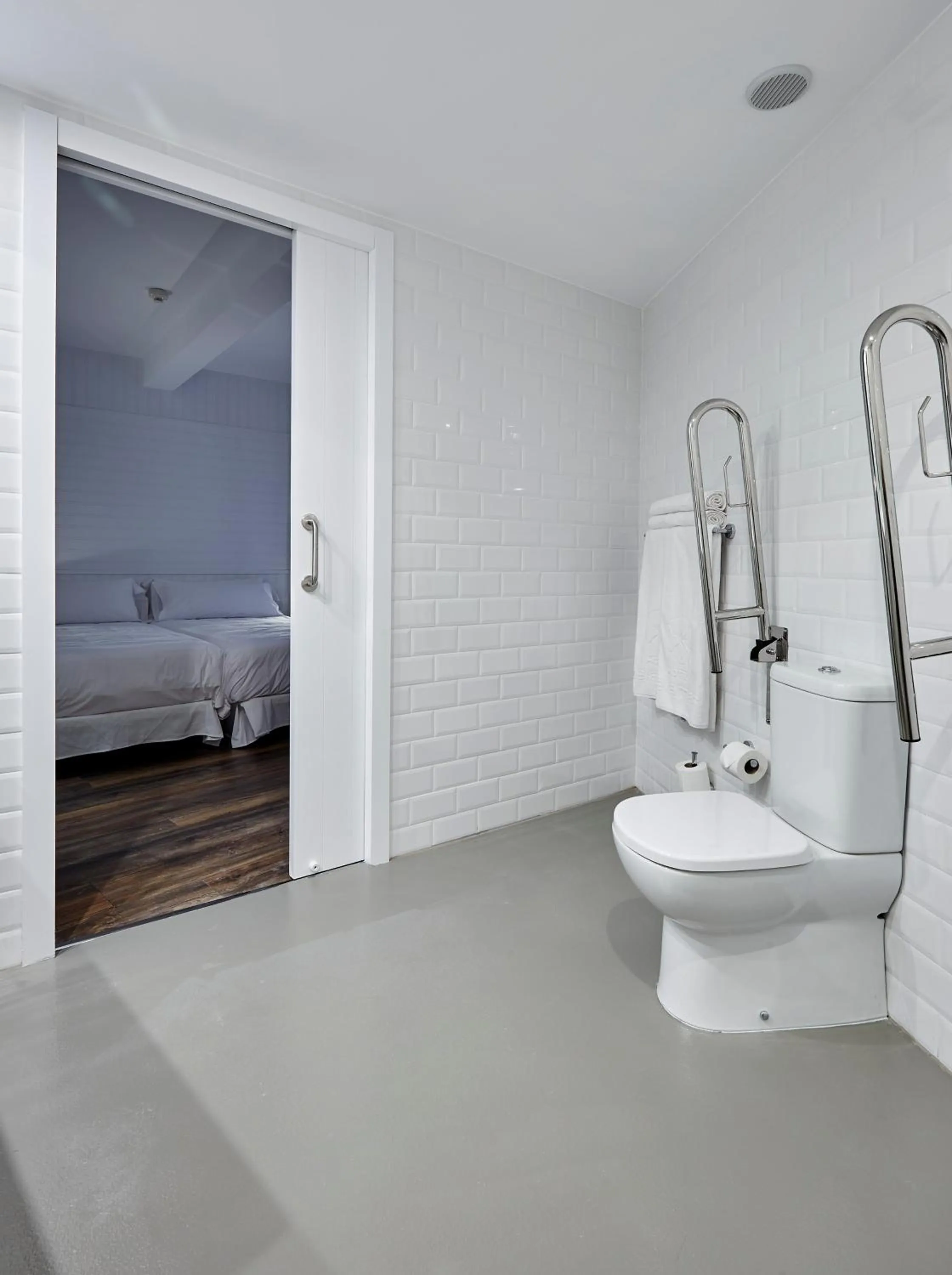 Bathroom in Delamar 4*Sup-Adults only (18+)