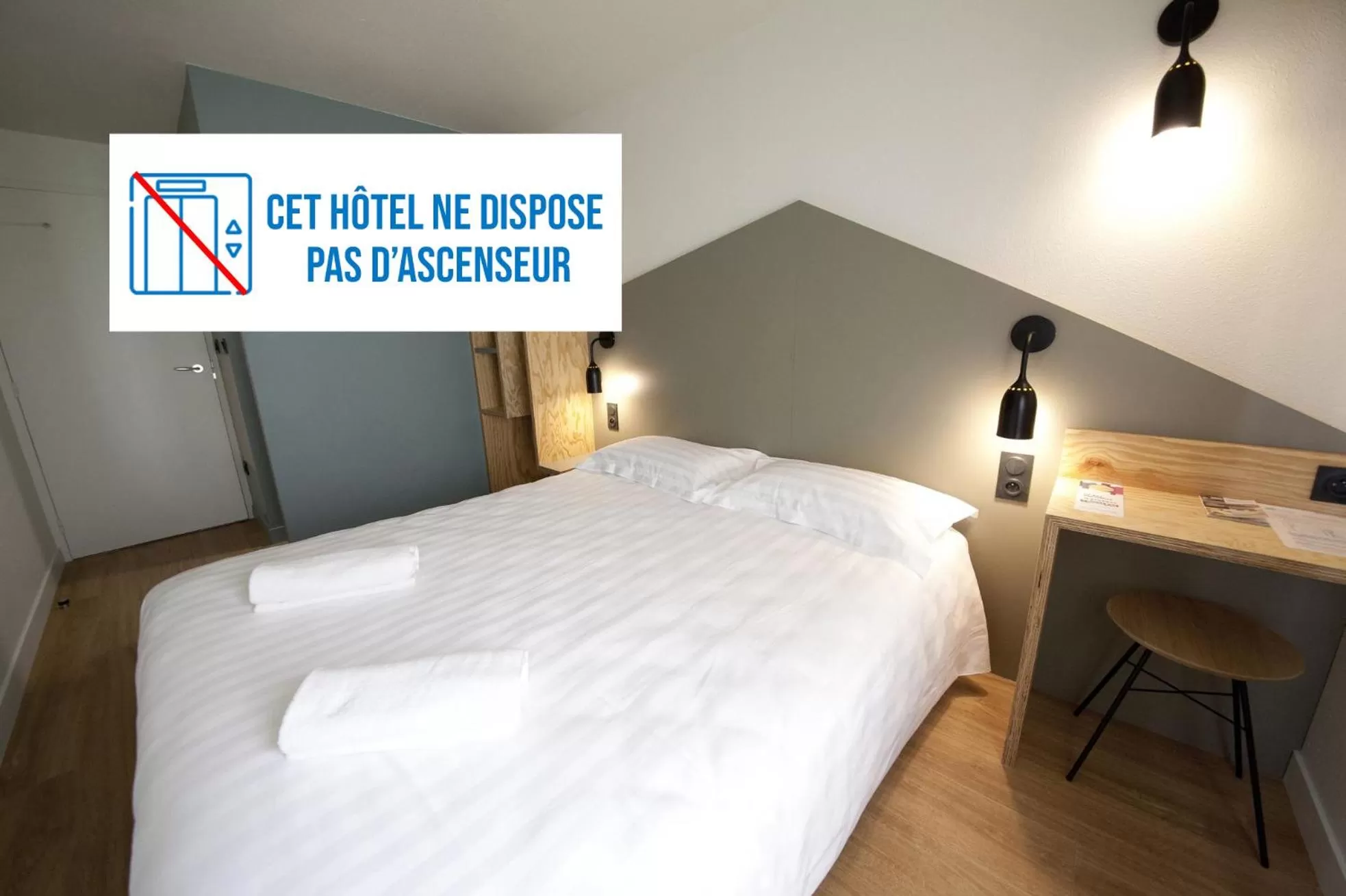 Bedroom, Bed in Brit Hotel Essentiel Arverne - Clermont-Ferrand Sud