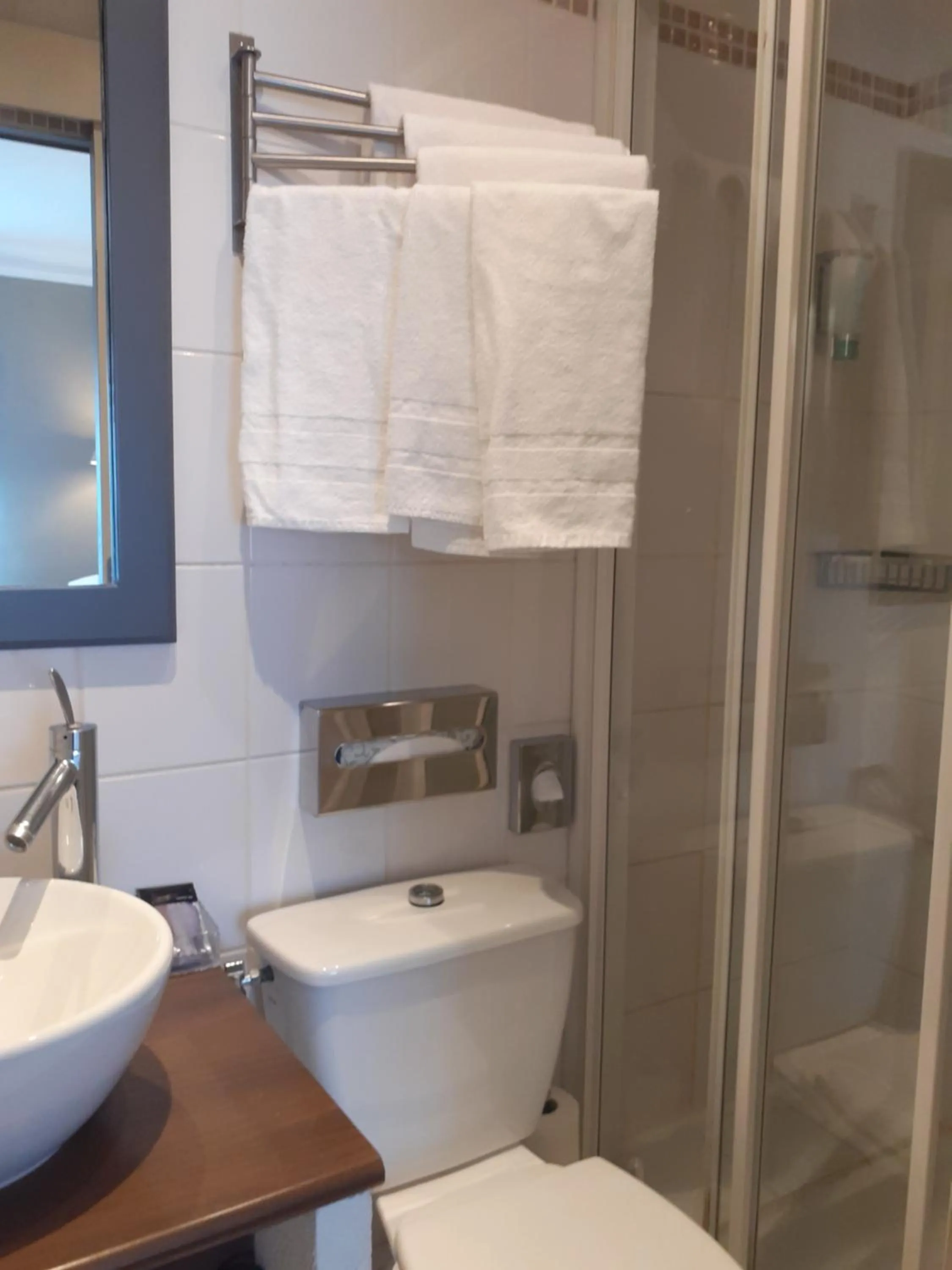 Bathroom in Hôtel La Villa Tosca