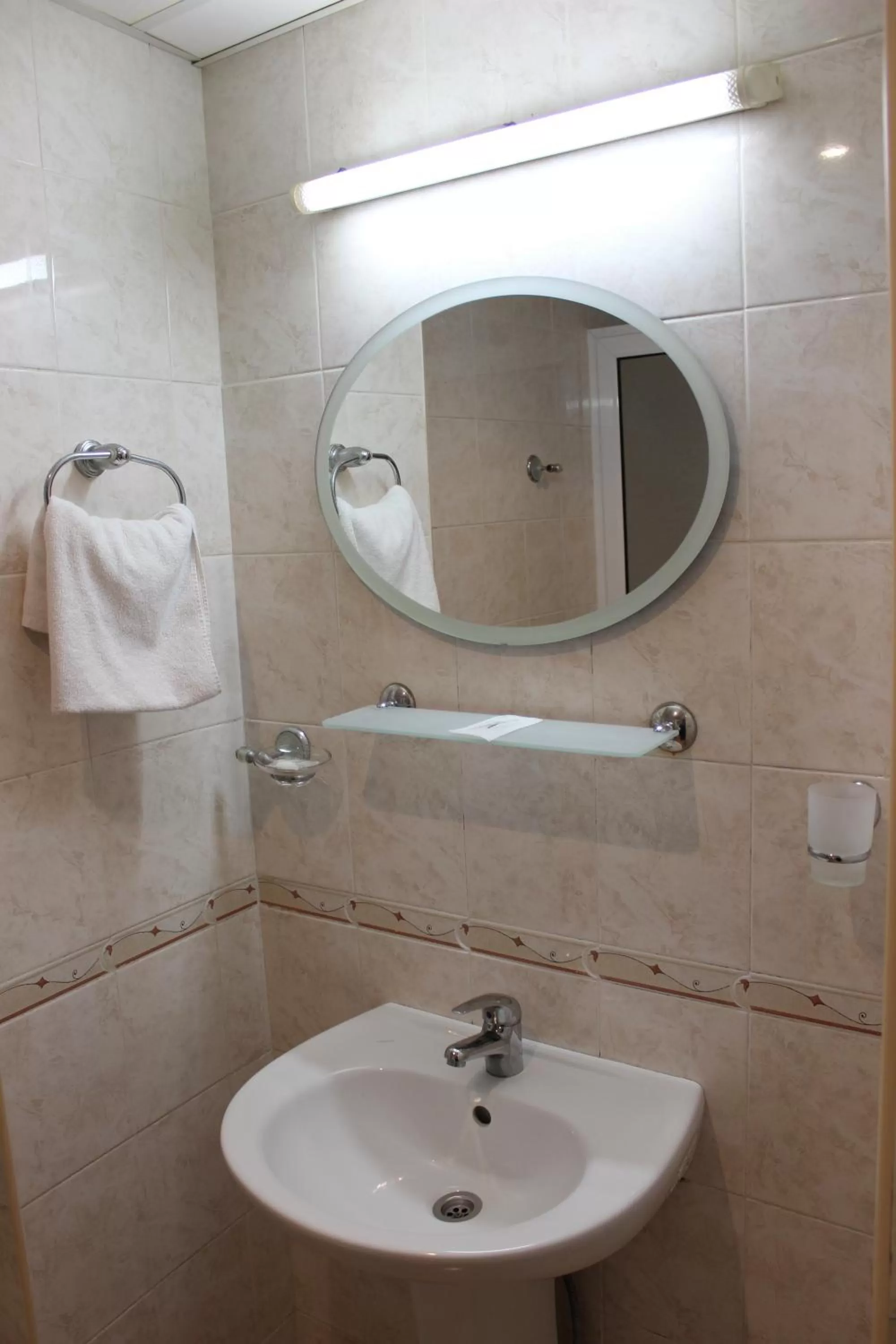 Bathroom in Hotel Svilena