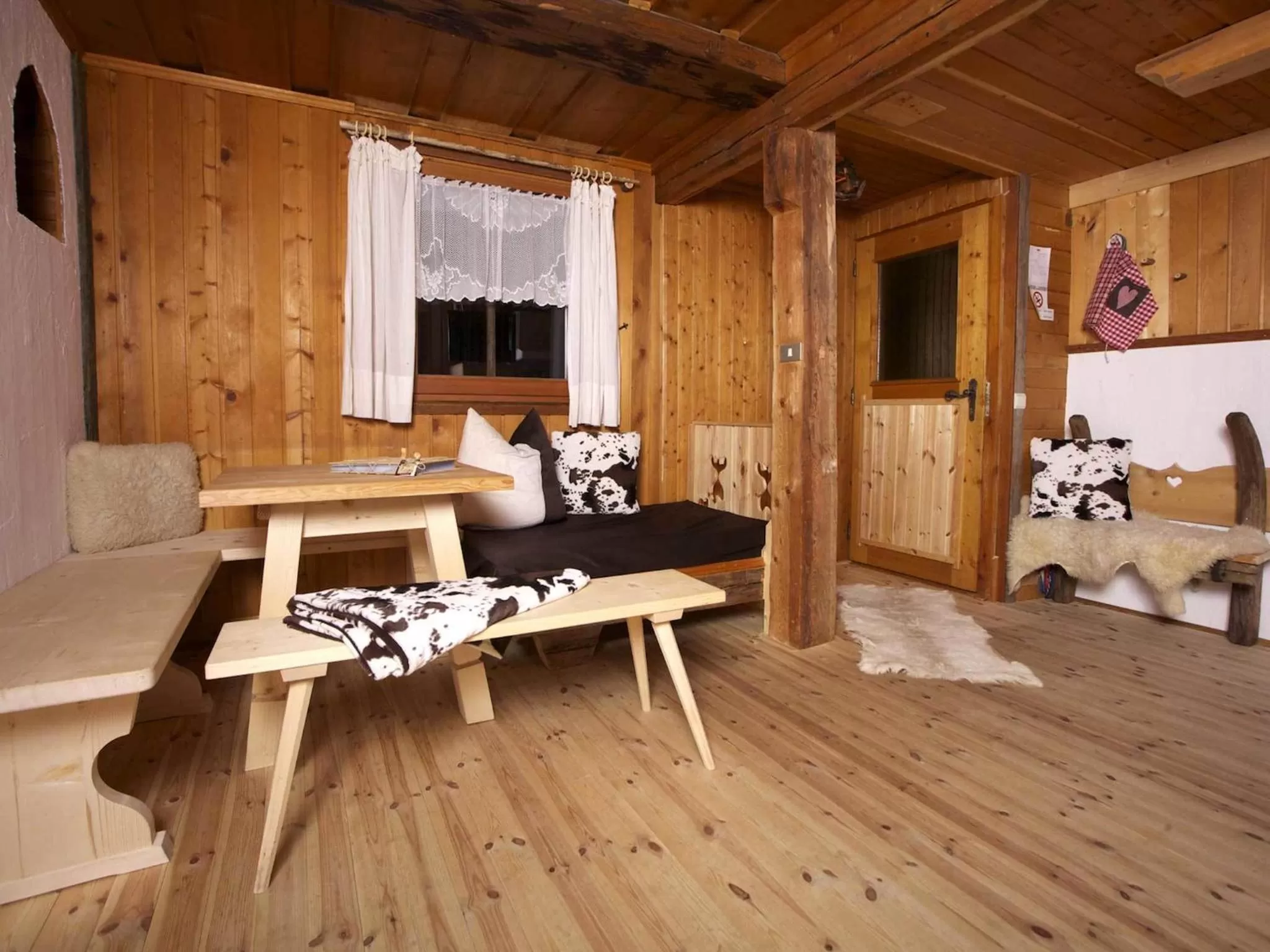 Dining area in Bio Aparthotel Blaslahof