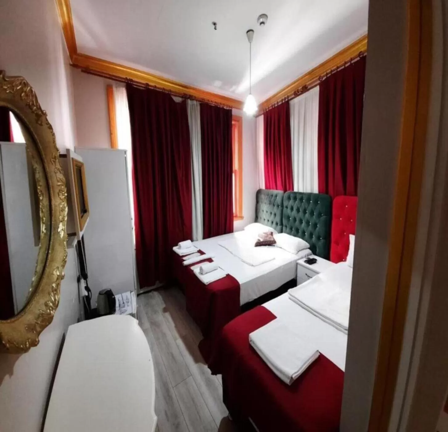 Bed in Old City Family Hotel