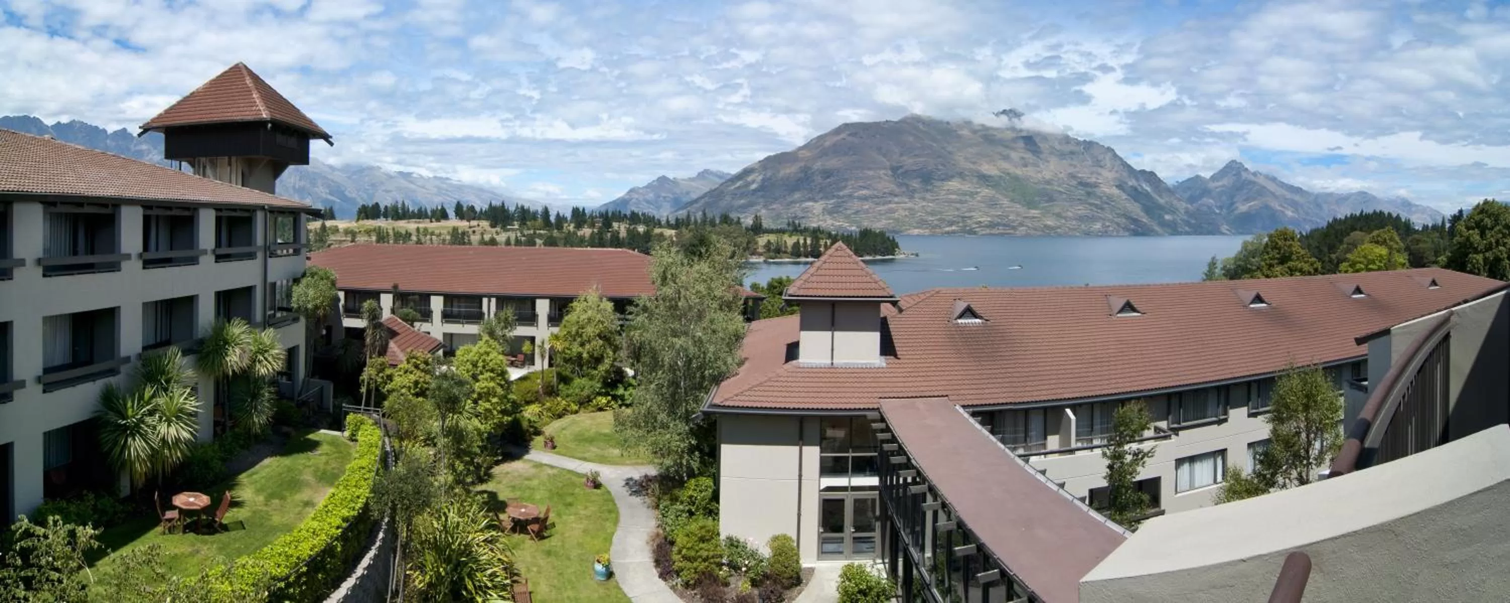 Property building in Copthorne Hotel & Resort Lakefront Queenstown