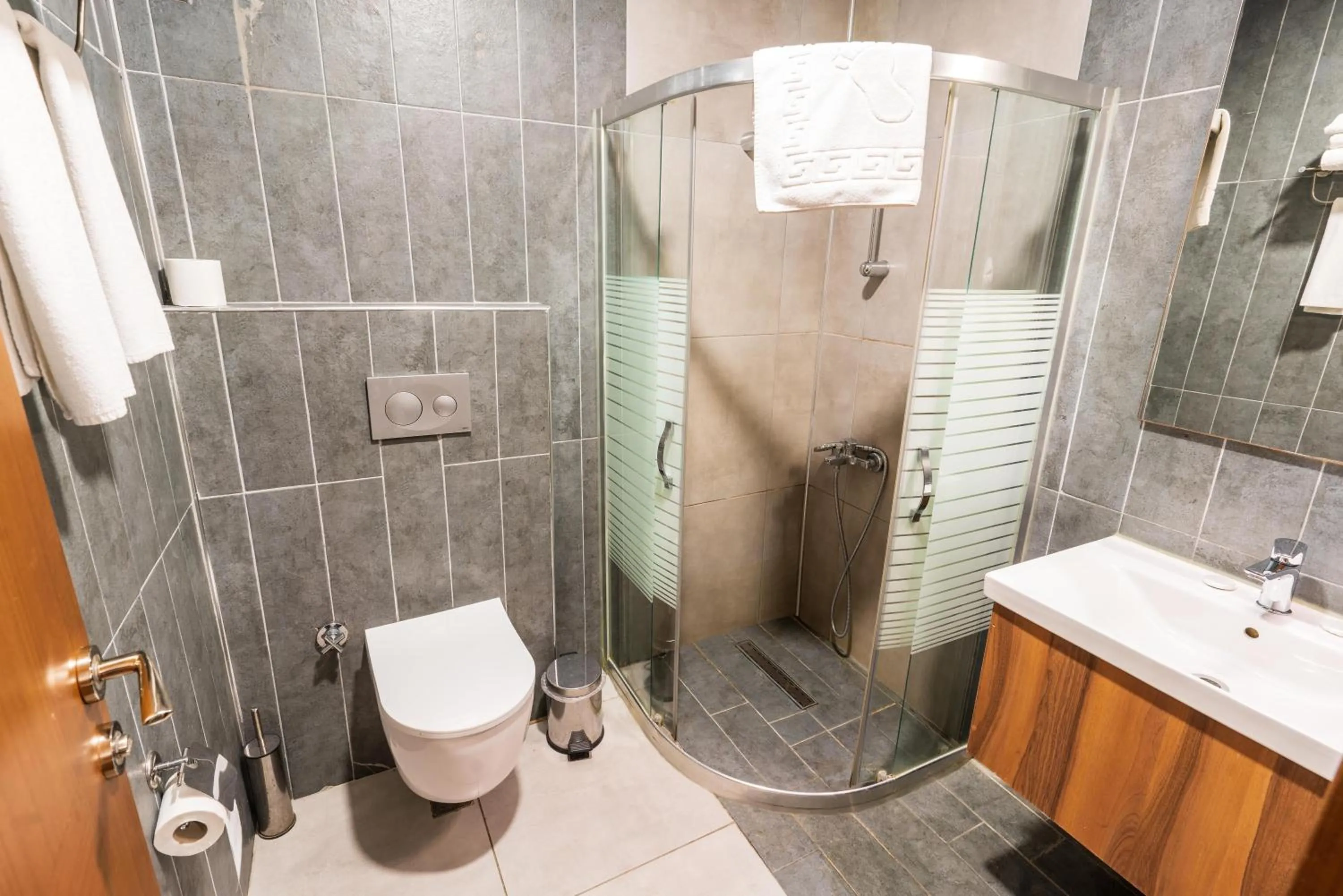 Bathroom in Istanbul Airport Express Hotel