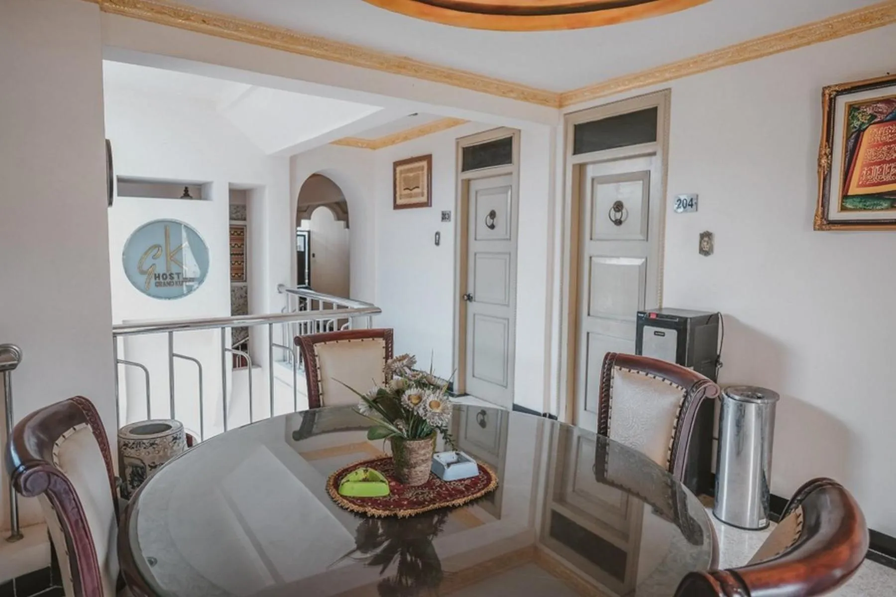 Seating area in RedDoorz Plus @ Tanjung Karang Lampung 2