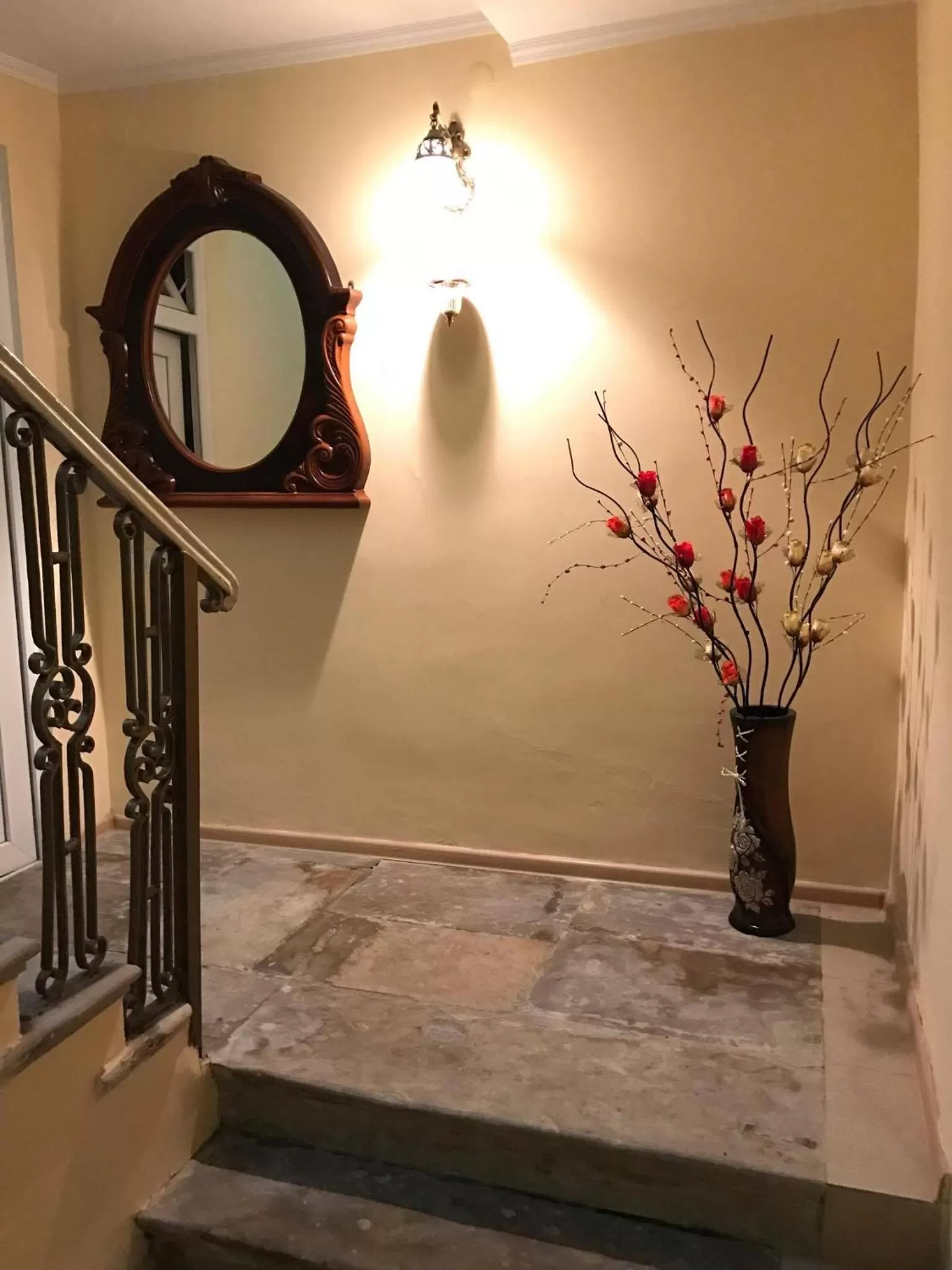 Facade/entrance in House 1899