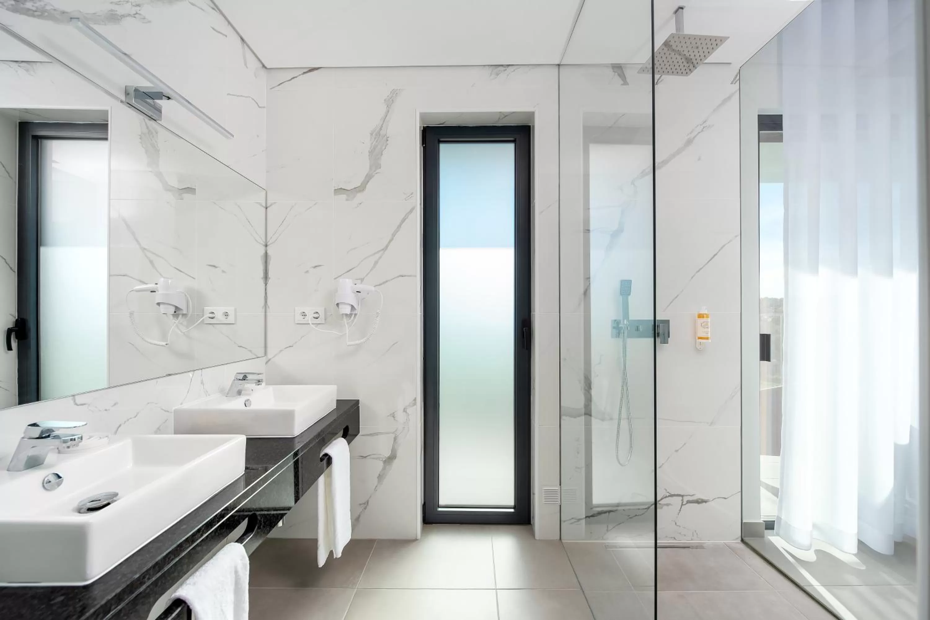 Bathroom in Vila Luna B&B