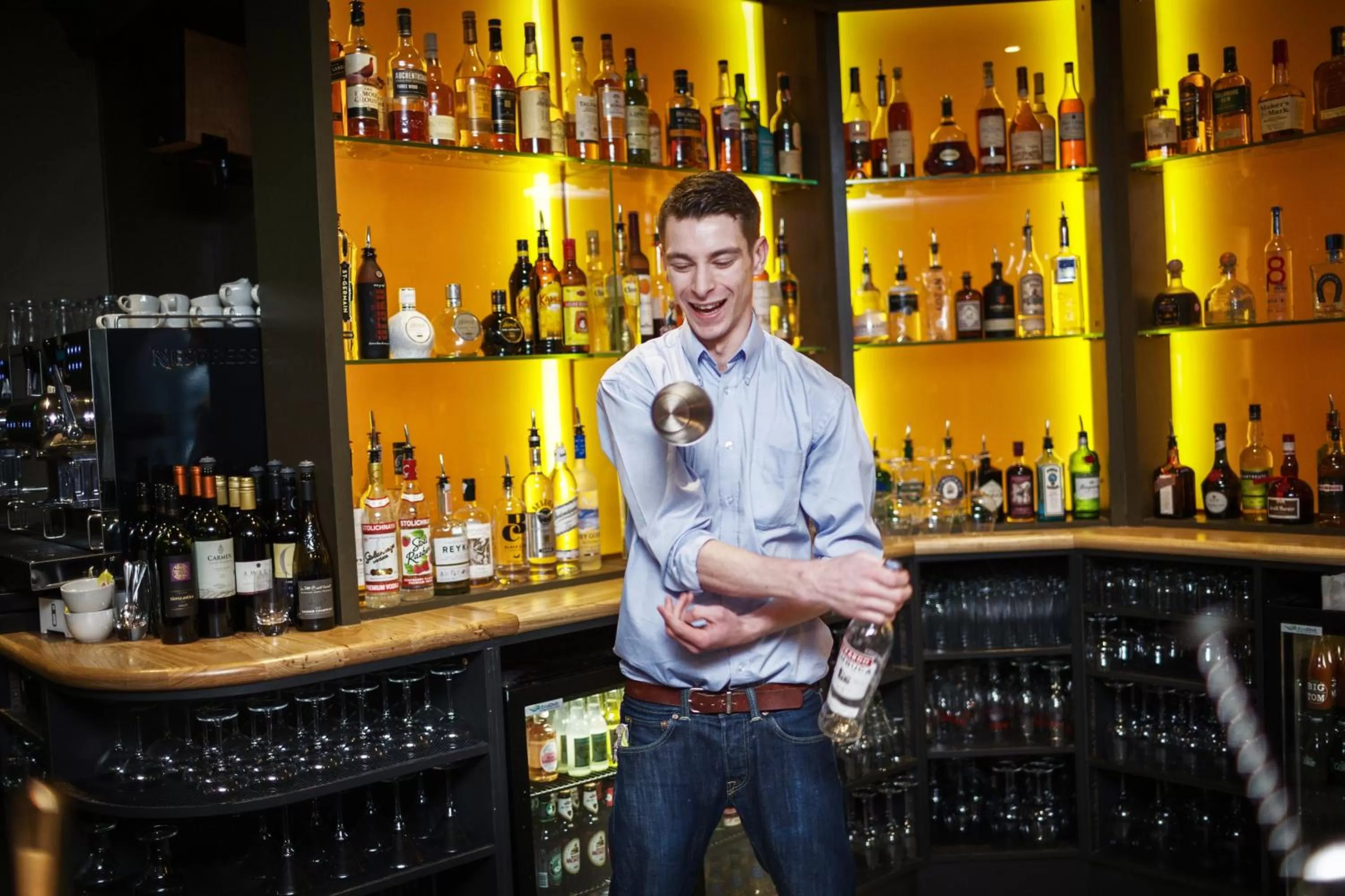 Restaurant/places to eat in Kings Head