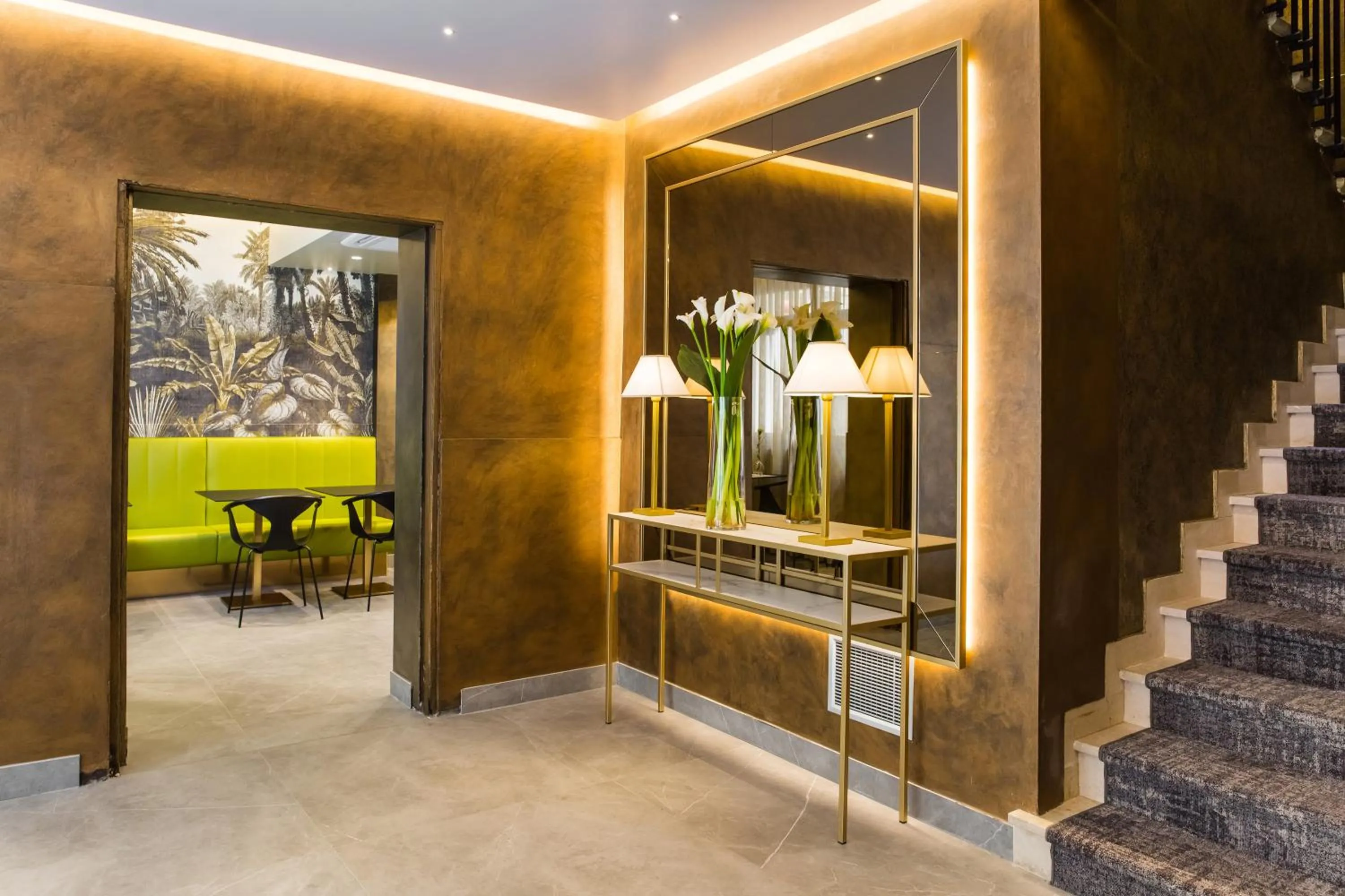 Property building in Venice Maggior Consiglio