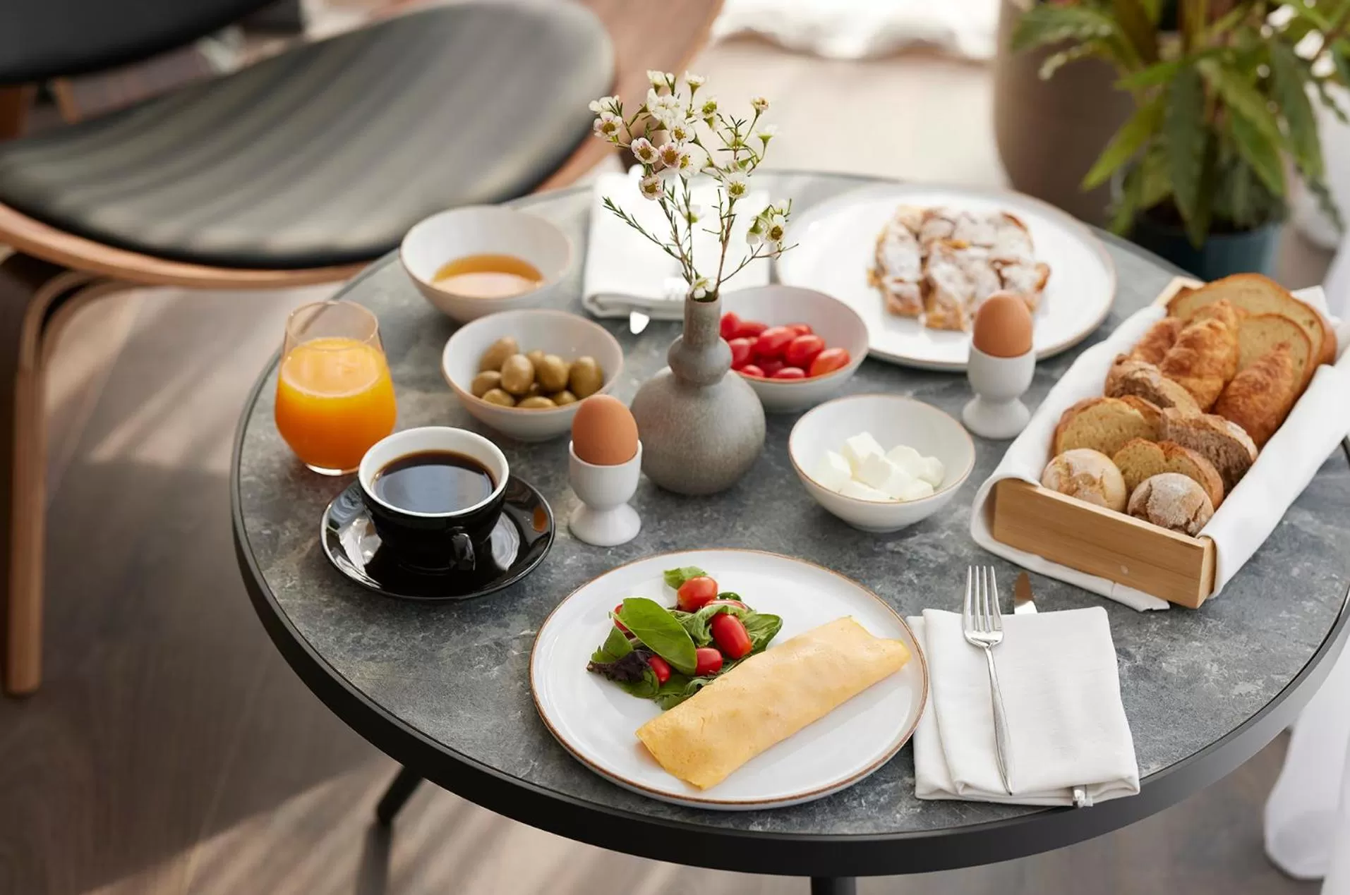 Breakfast in Teight Hotel