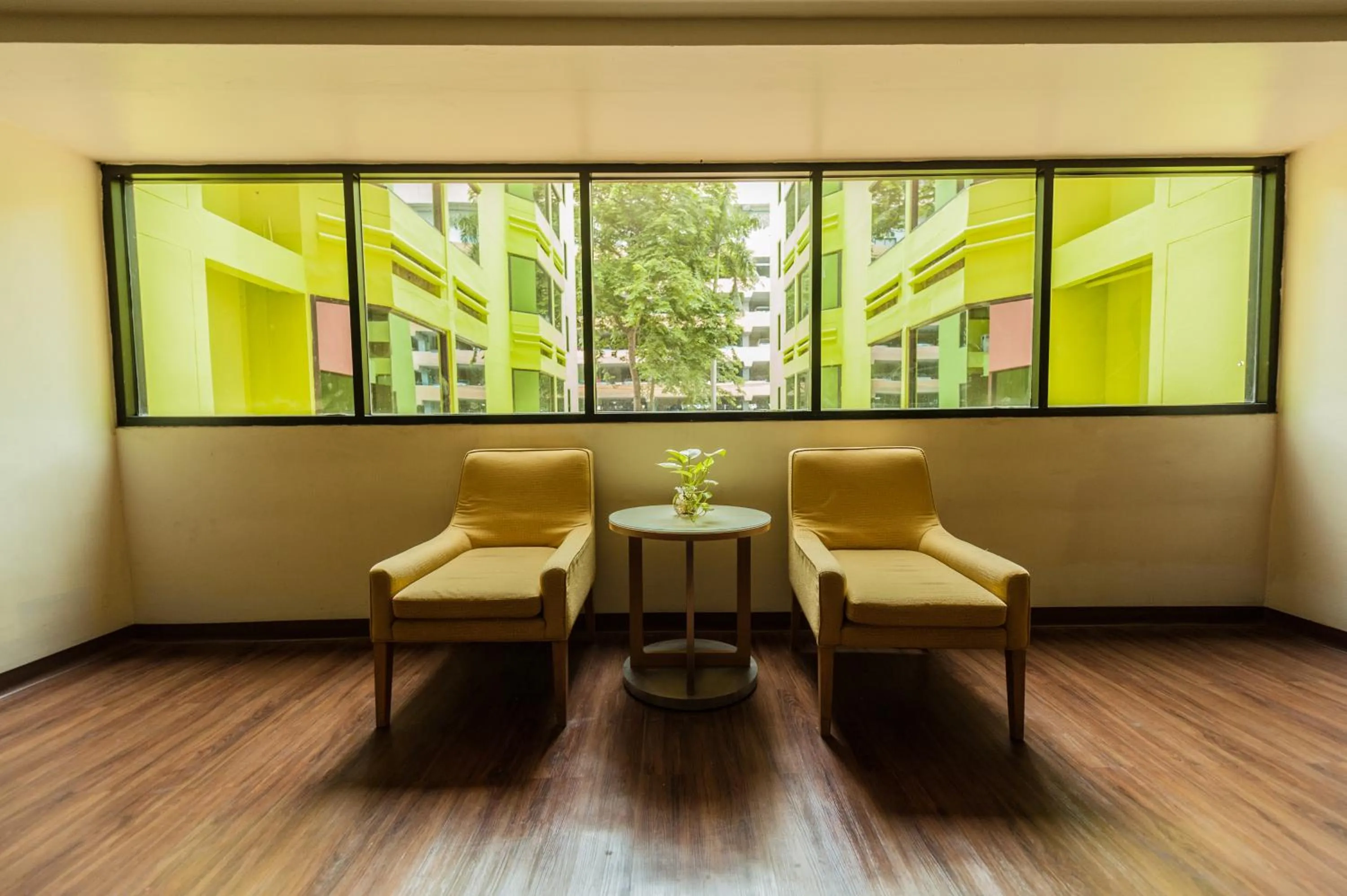 Seating area in The Seasons Bangkok Huamark