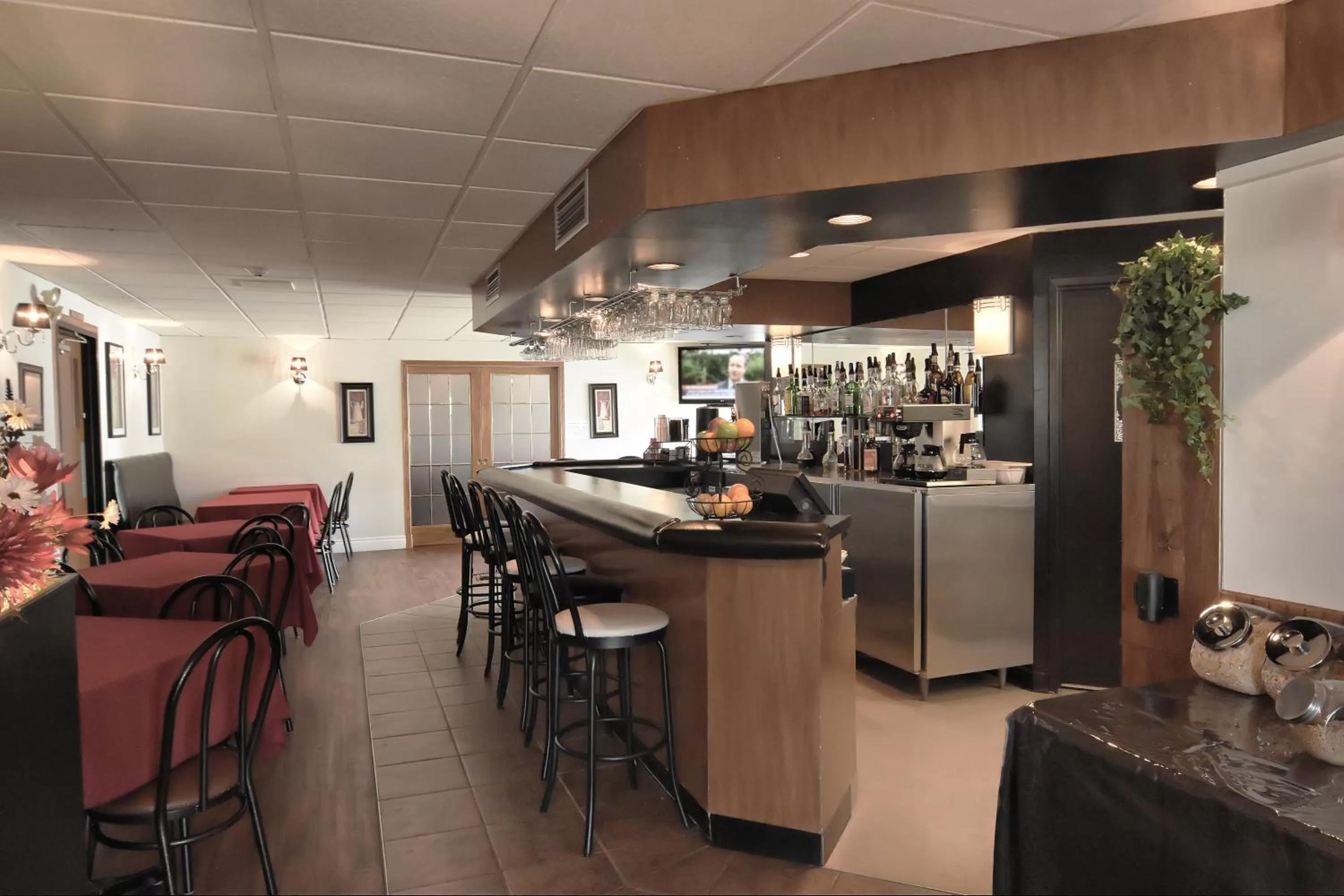 Lounge or bar in Hôtel Le Floral