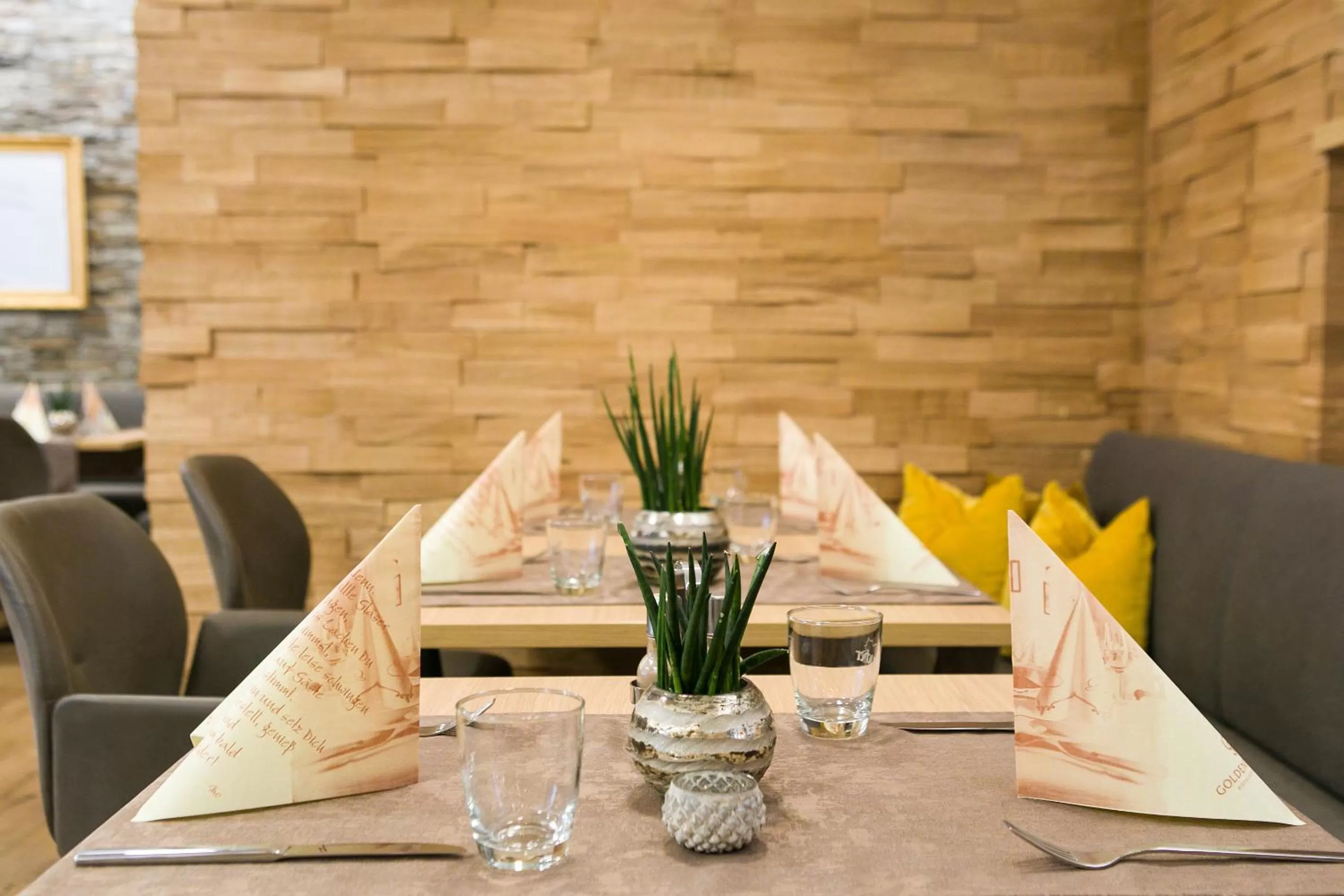 Restaurant/places to eat in Hotel & Restaurant Goldener Pflug