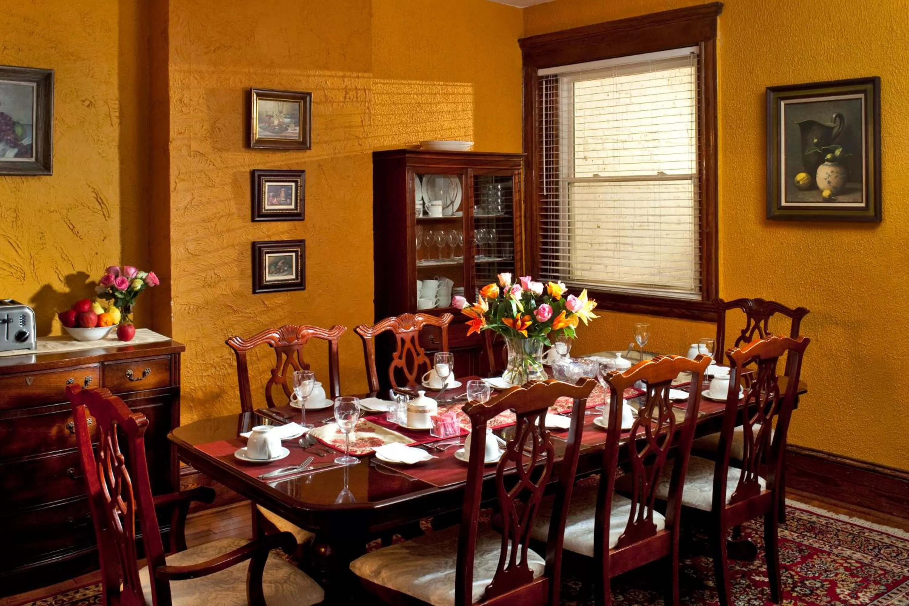 Restaurant/places to eat in American Guest House, a Washington DC Bed and Breakfast