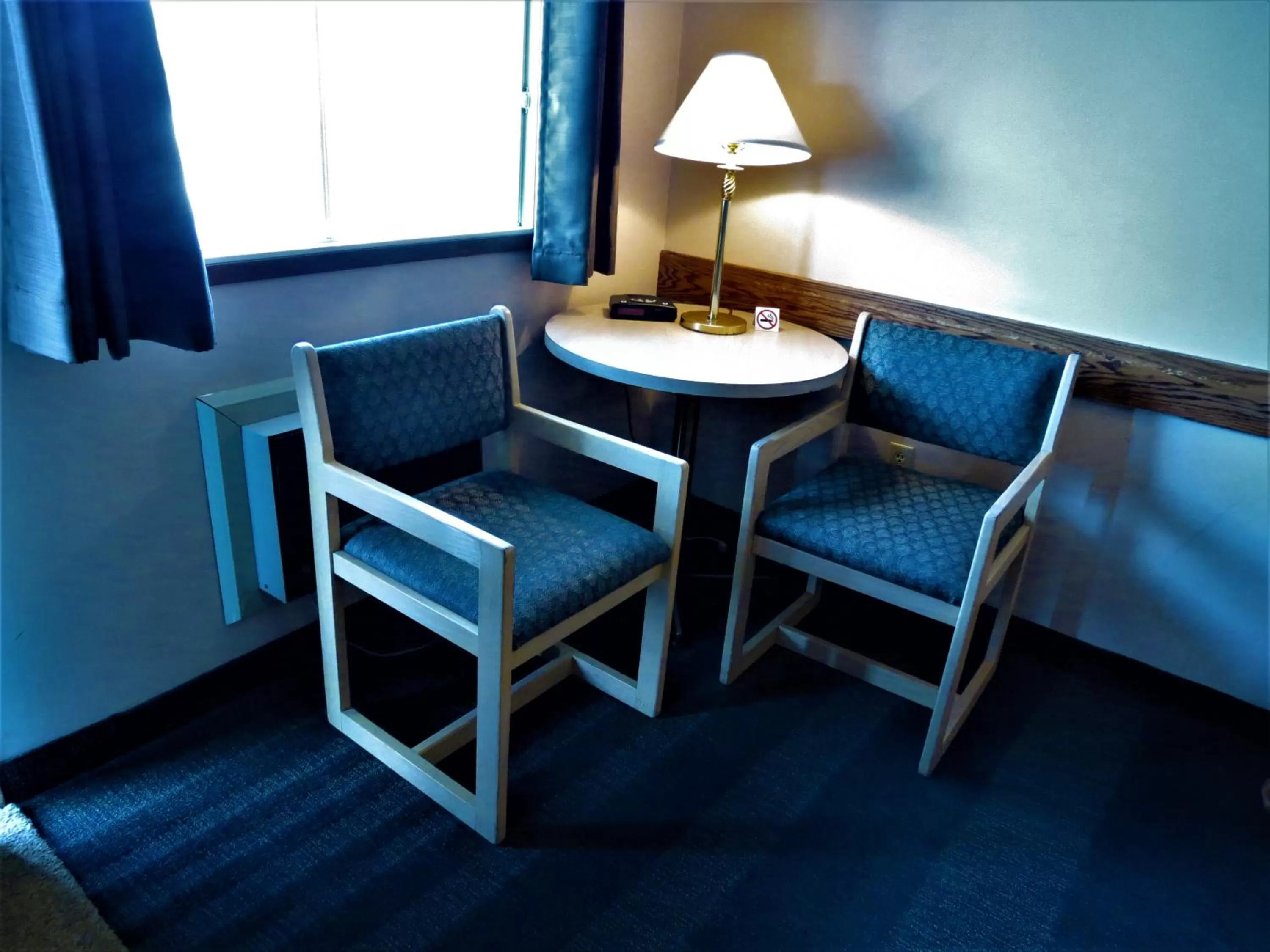 Living room in RANCHLAND Inn