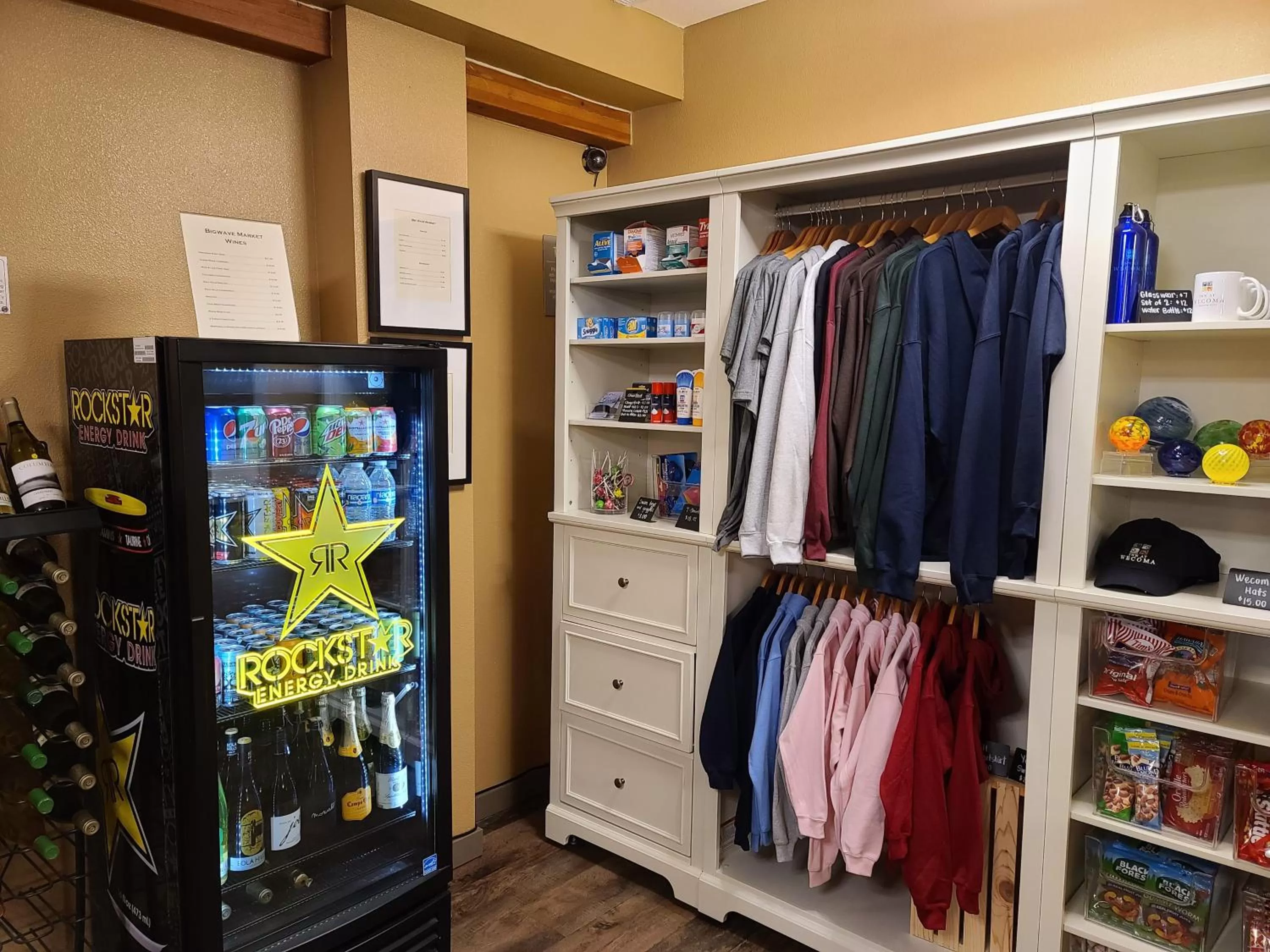 On-site shops in Inn at Wecoma