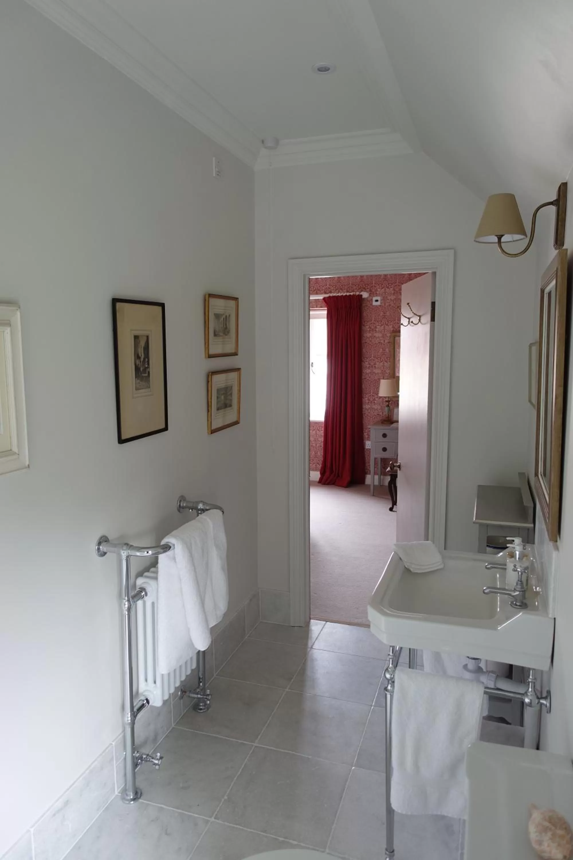 Bathroom, Bed in Gutchpool Farm
