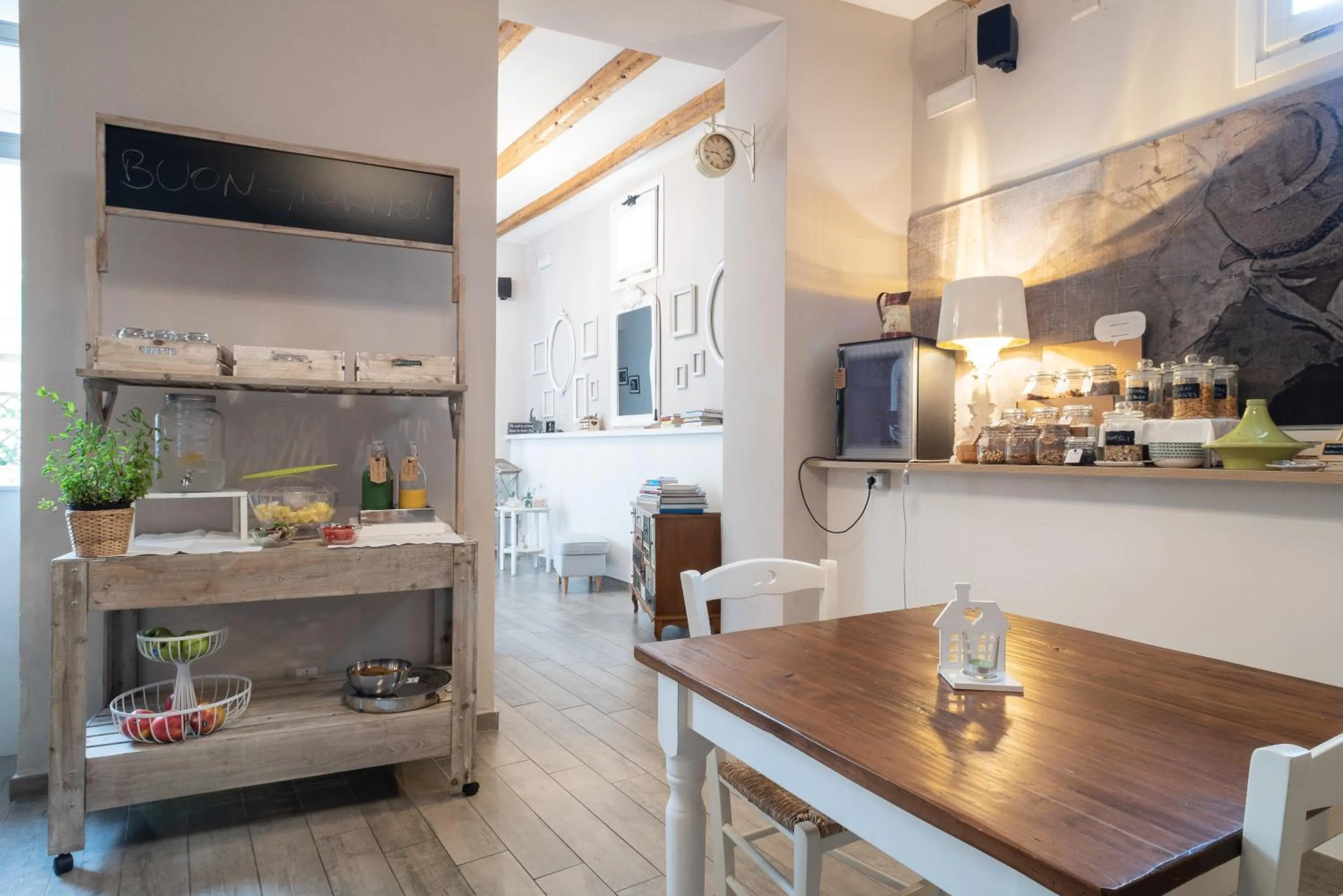 Food and drinks in Cas'E Charming House