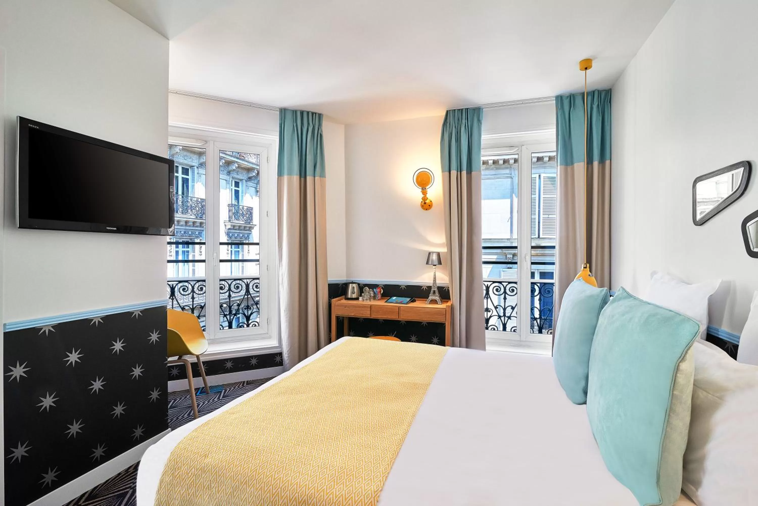 Superior Double Room in Hôtel Augustin - Astotel