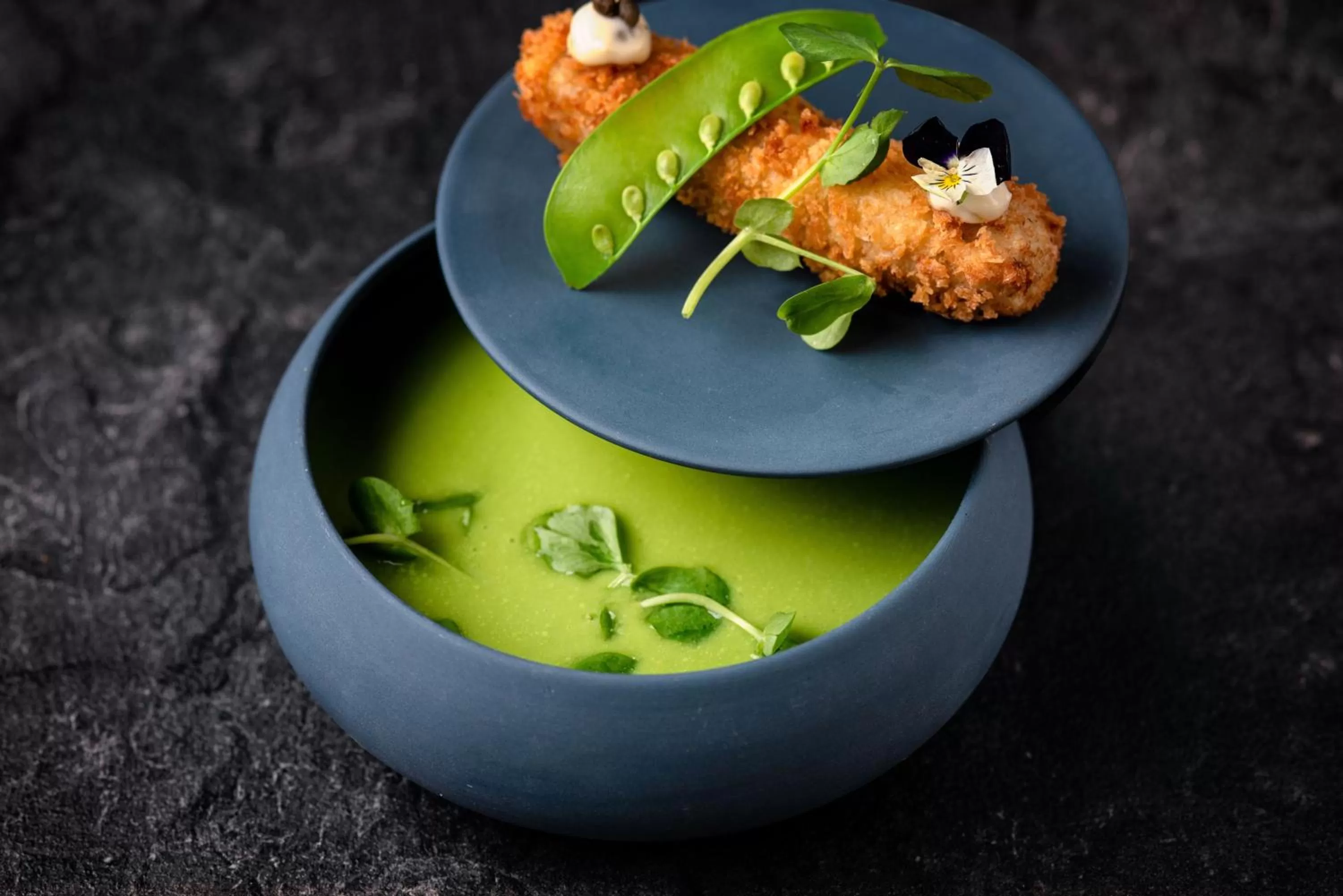 Restaurant/places to eat in Crowne Plaza London Heathrow T4 by IHG