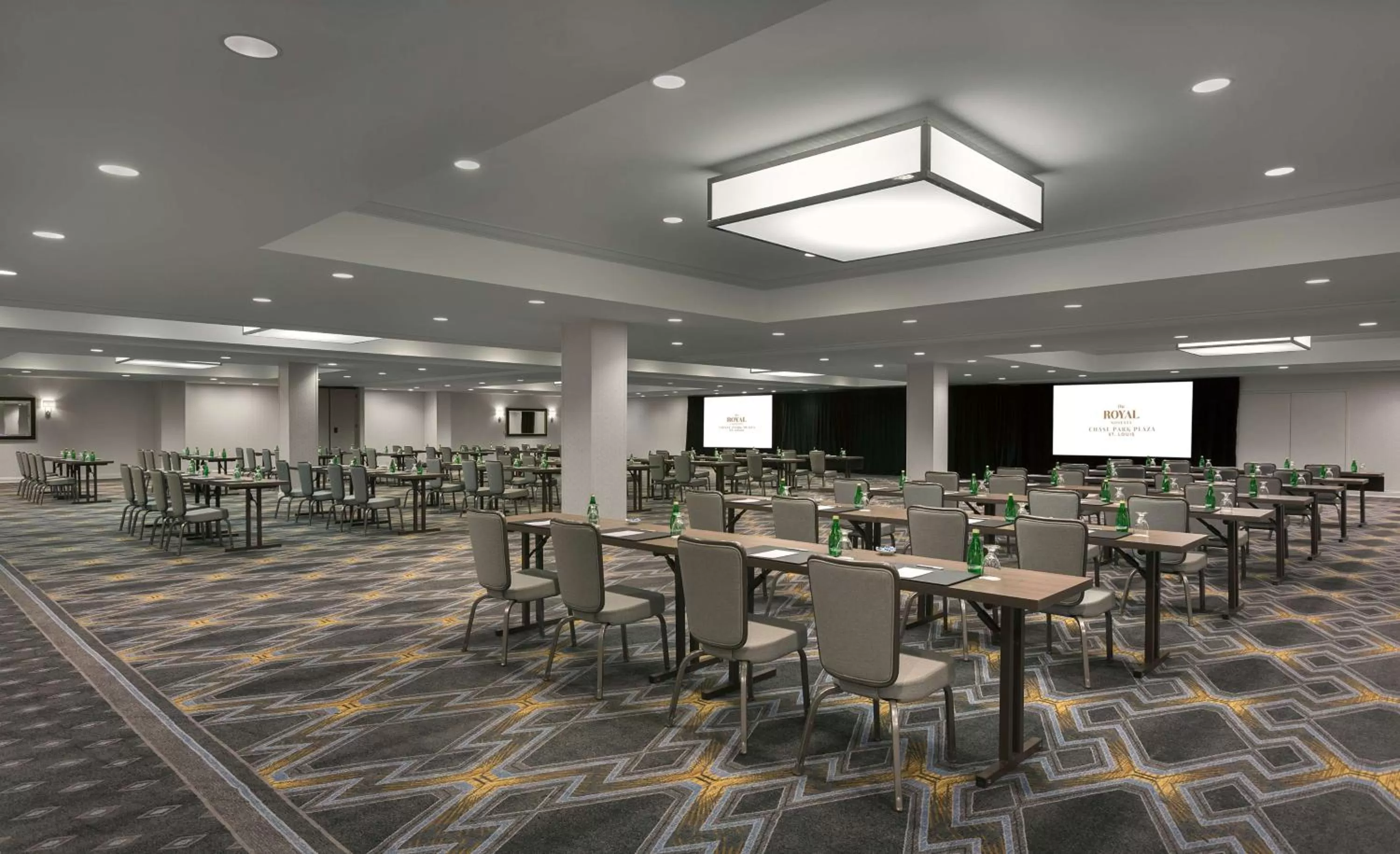 Bedroom in The Royal Sonesta Chase Park Plaza St Louis