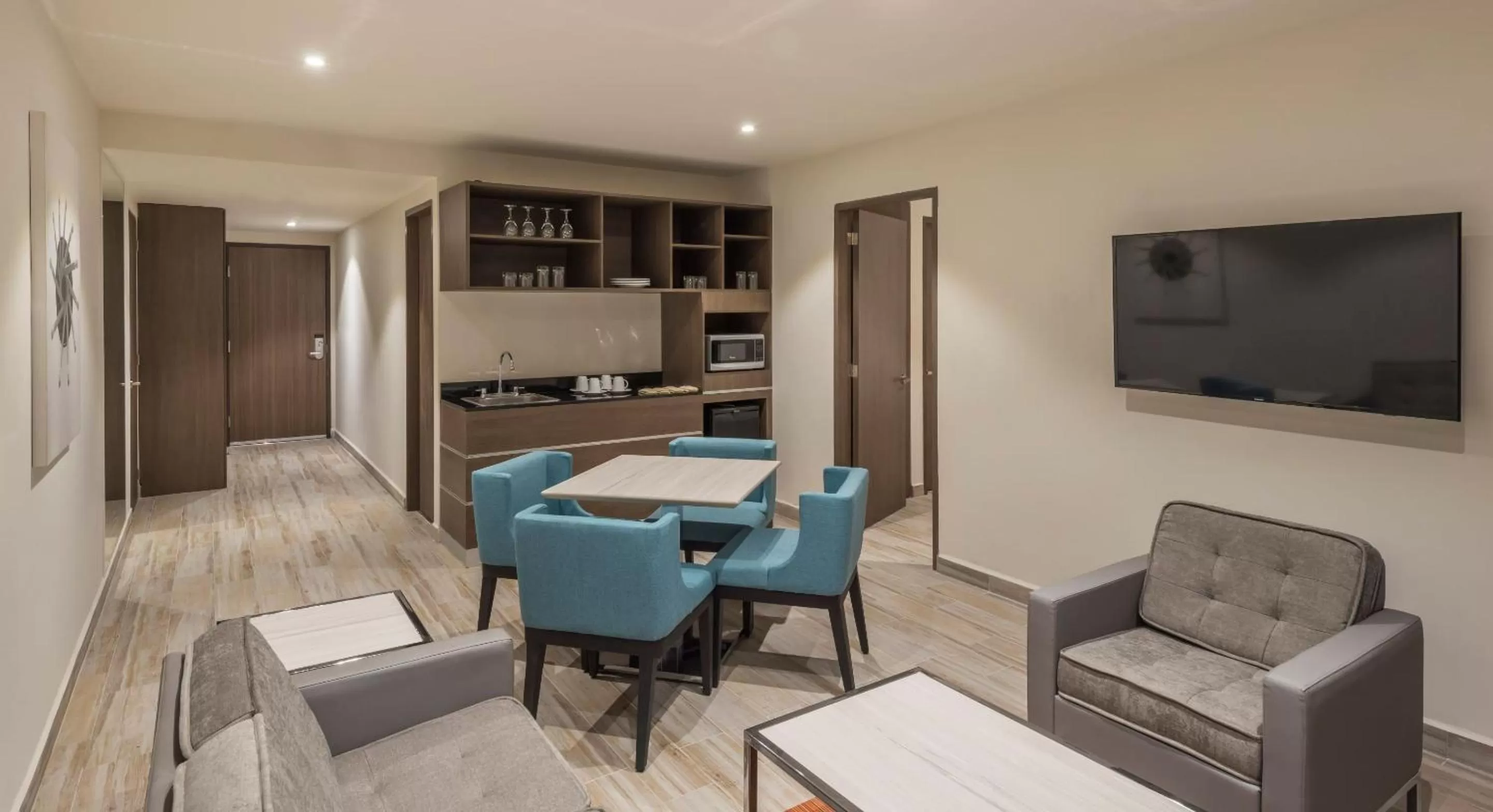 Photo of the whole room in Real Inn Celaya