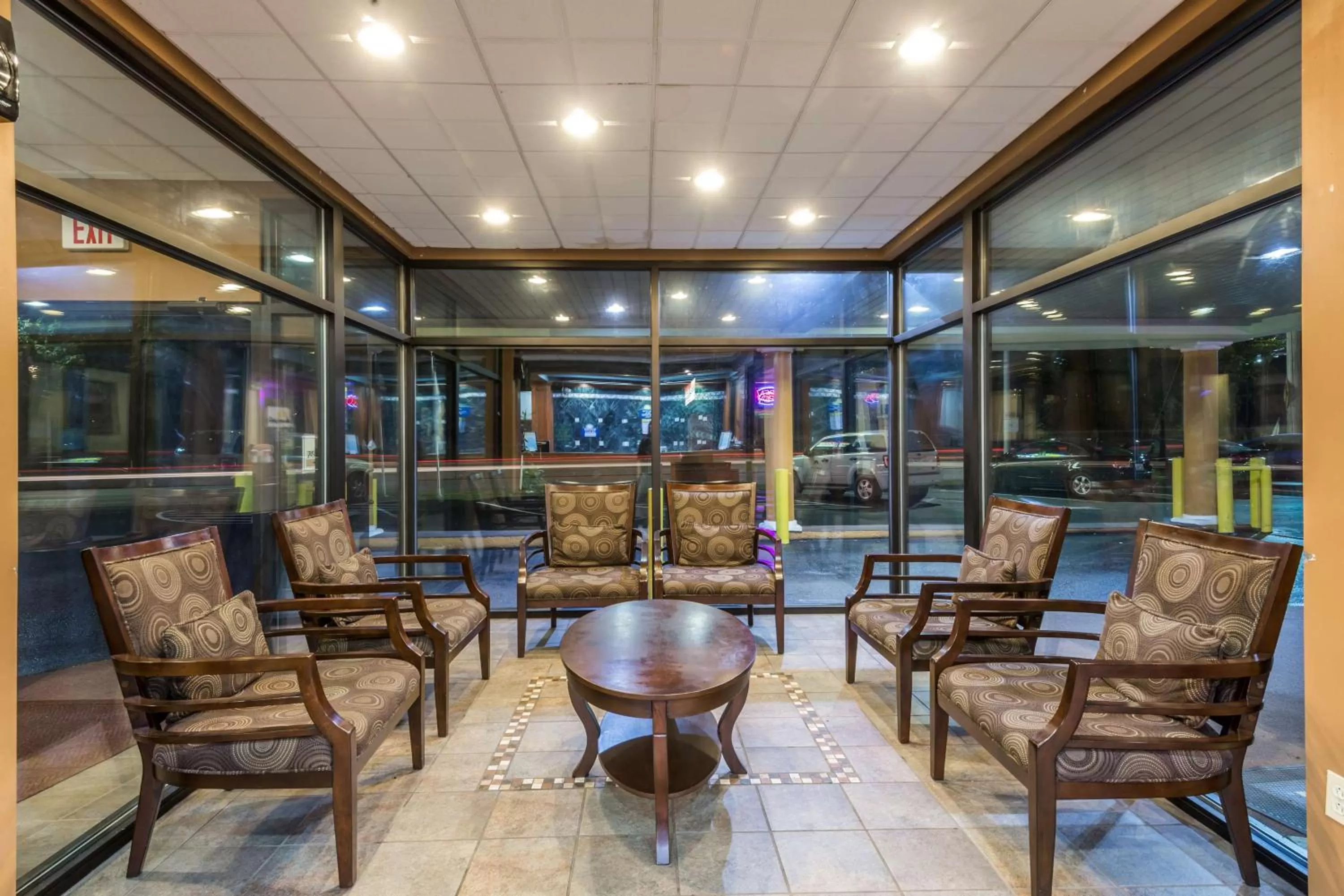 Lobby or reception in Days Inn by Wyndham Pittsburgh