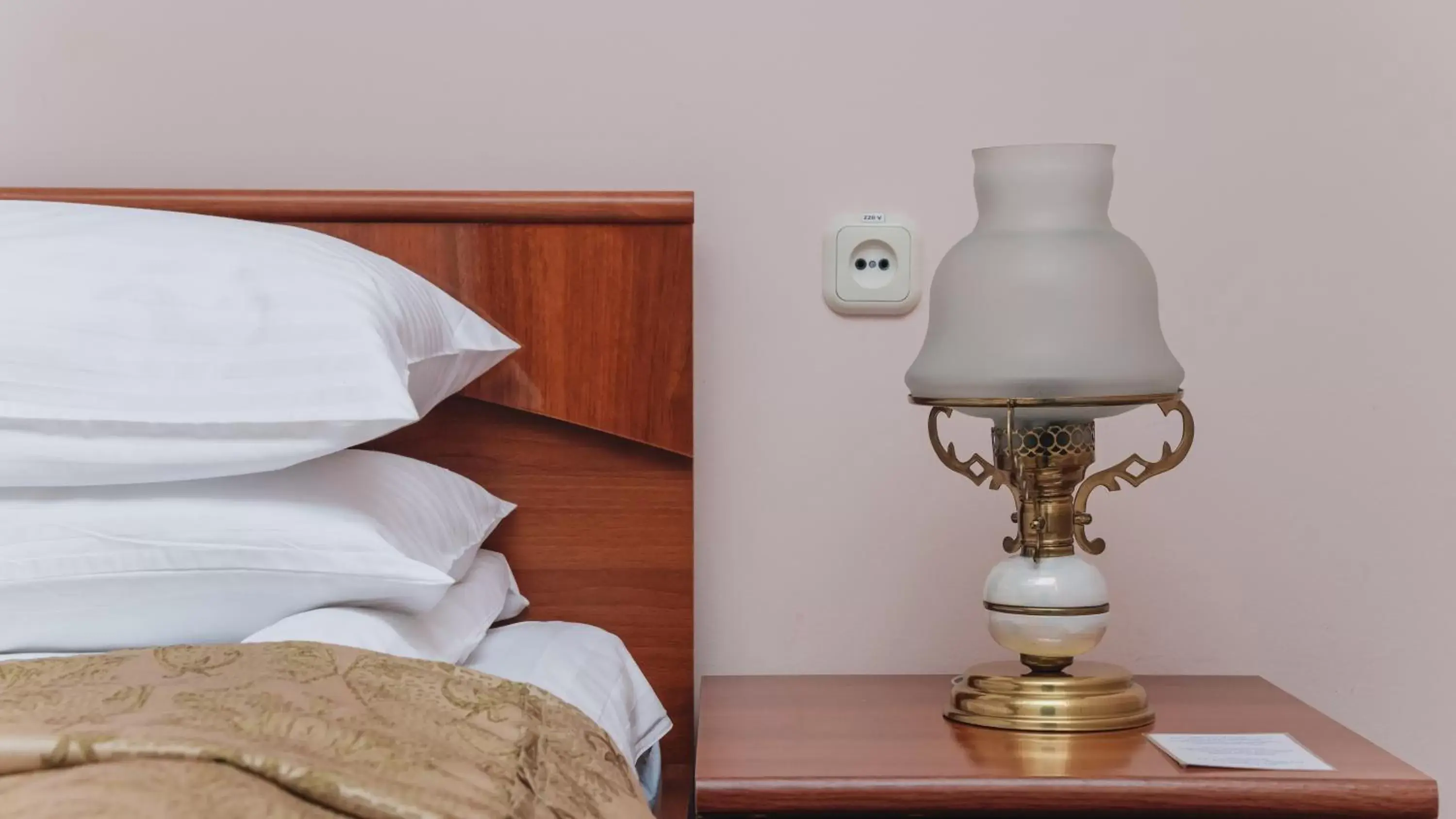 Superior Double Room - single occupancy in Aktobe Hotel Superior Double Room - single occupancy in Aktobe Hotel