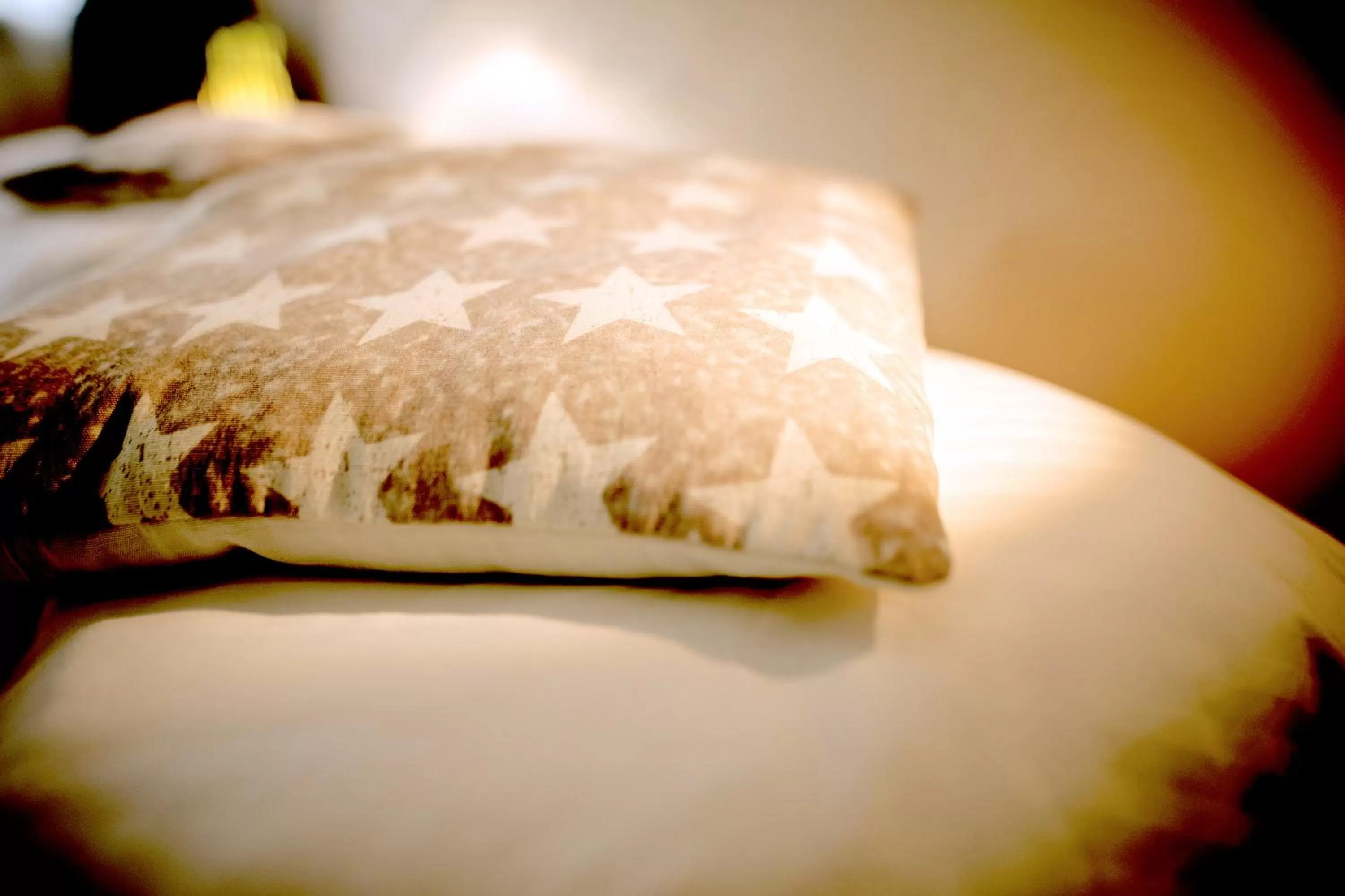 Bed in Das Hotel Stern, B&B KG - digital & contactless check-in