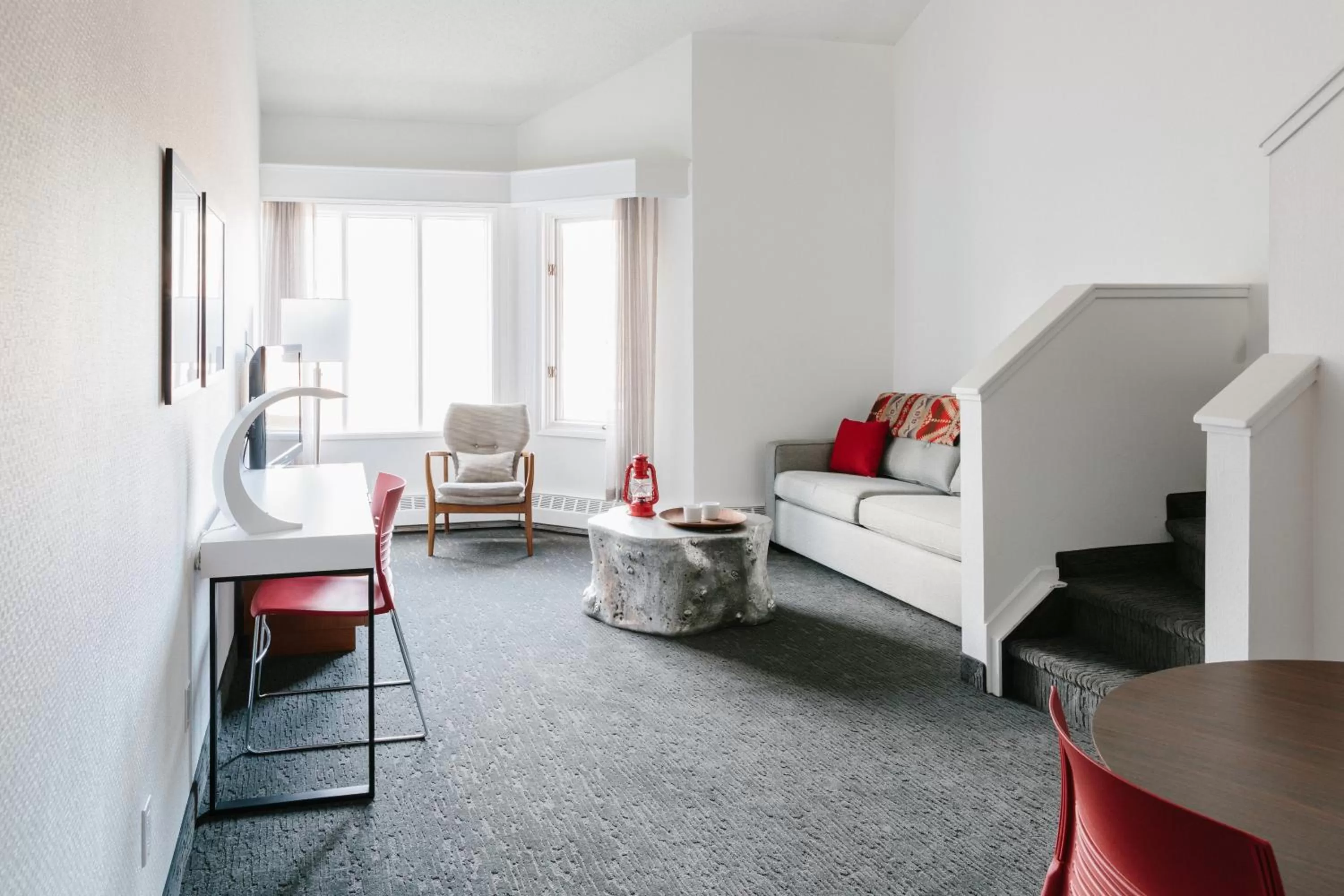 TV and multimedia in Elk + Avenue Hotel