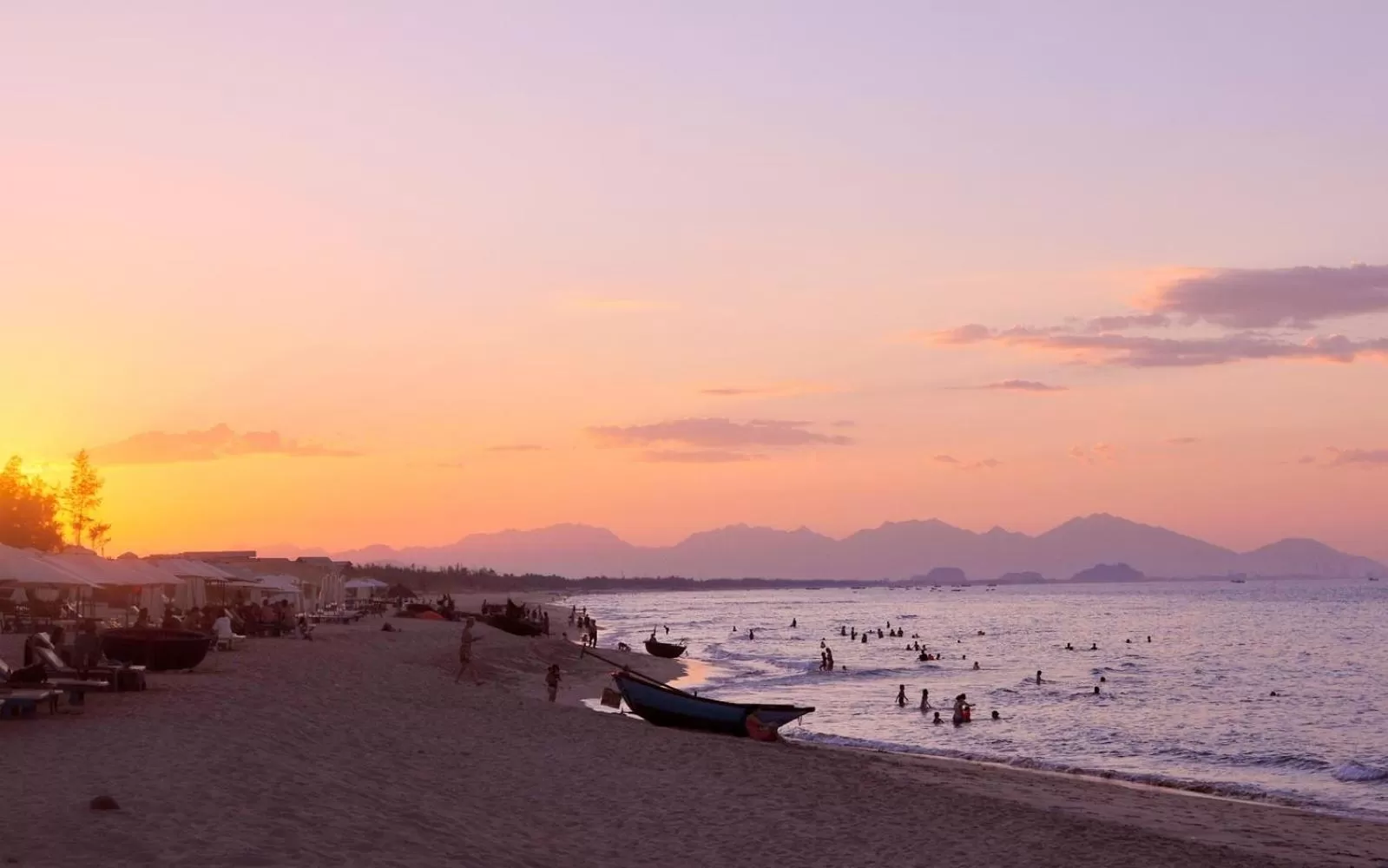Beach, Sunrise/Sunset in Palm Village Hoian - STAY 24H