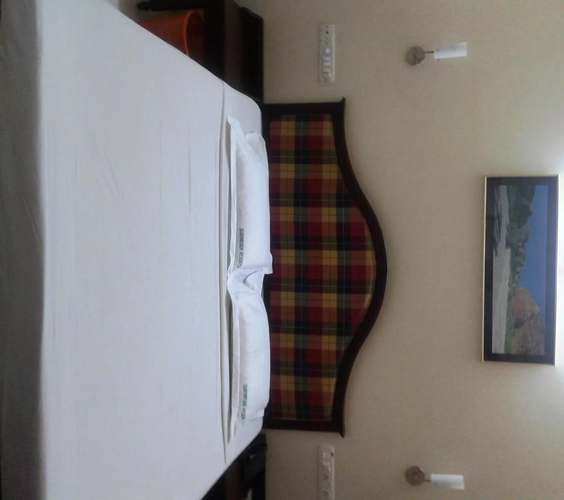 Photo of the whole room in Guruvayoor Resort