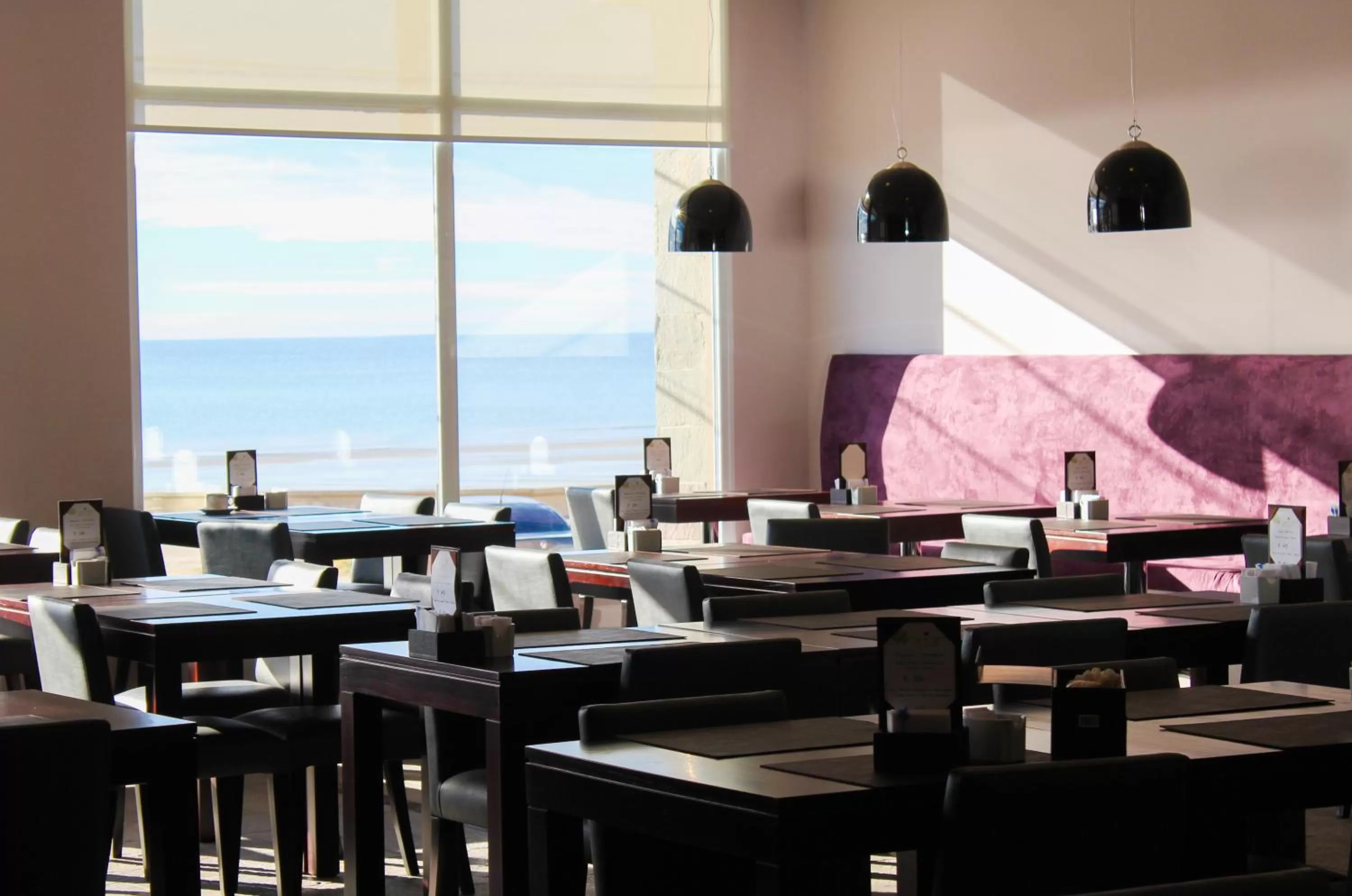 Restaurant/places to eat in Dazzler by Wyndham Puerto Madryn