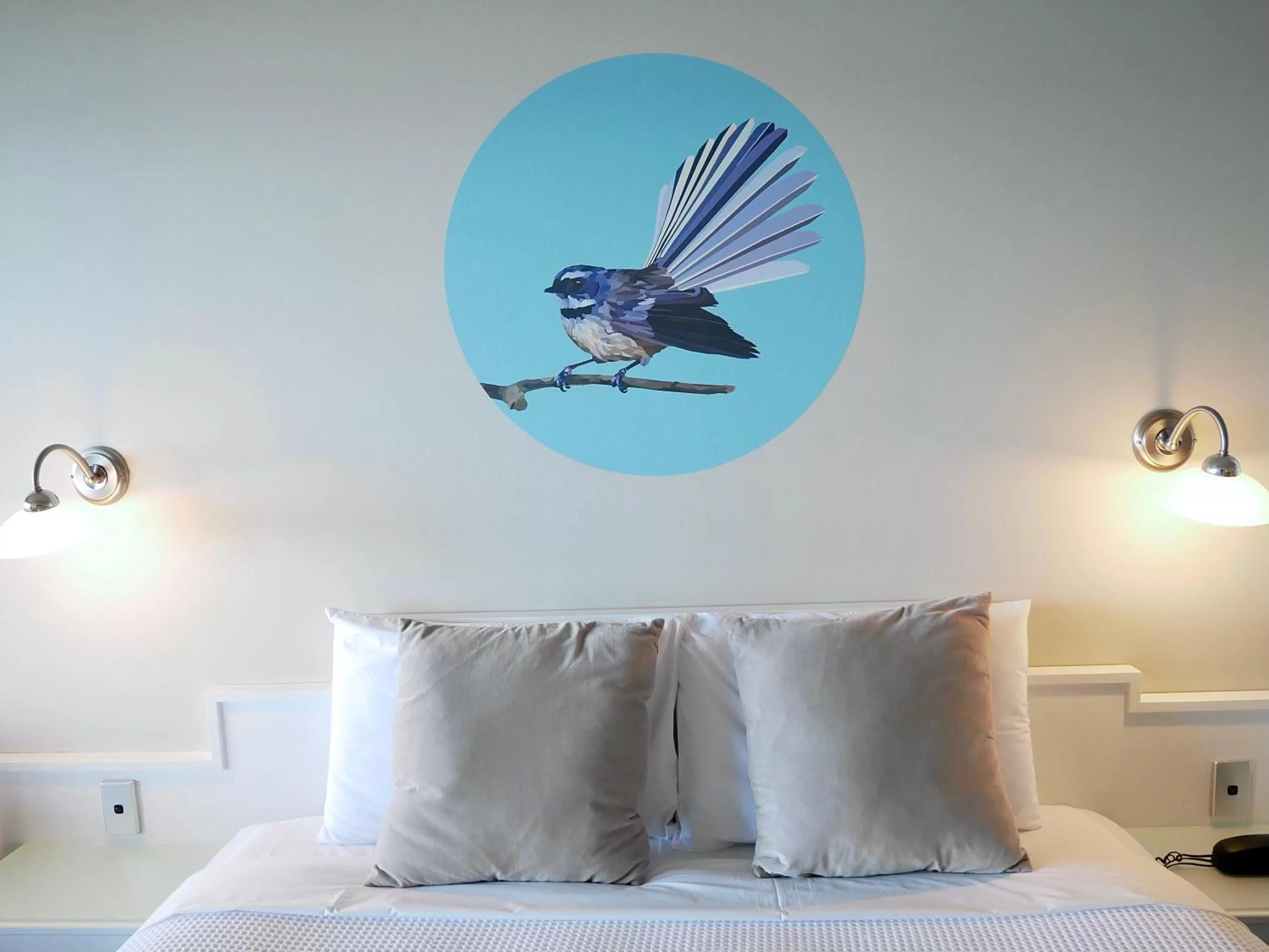 Decorative detail, Bed in Boulevard Waters