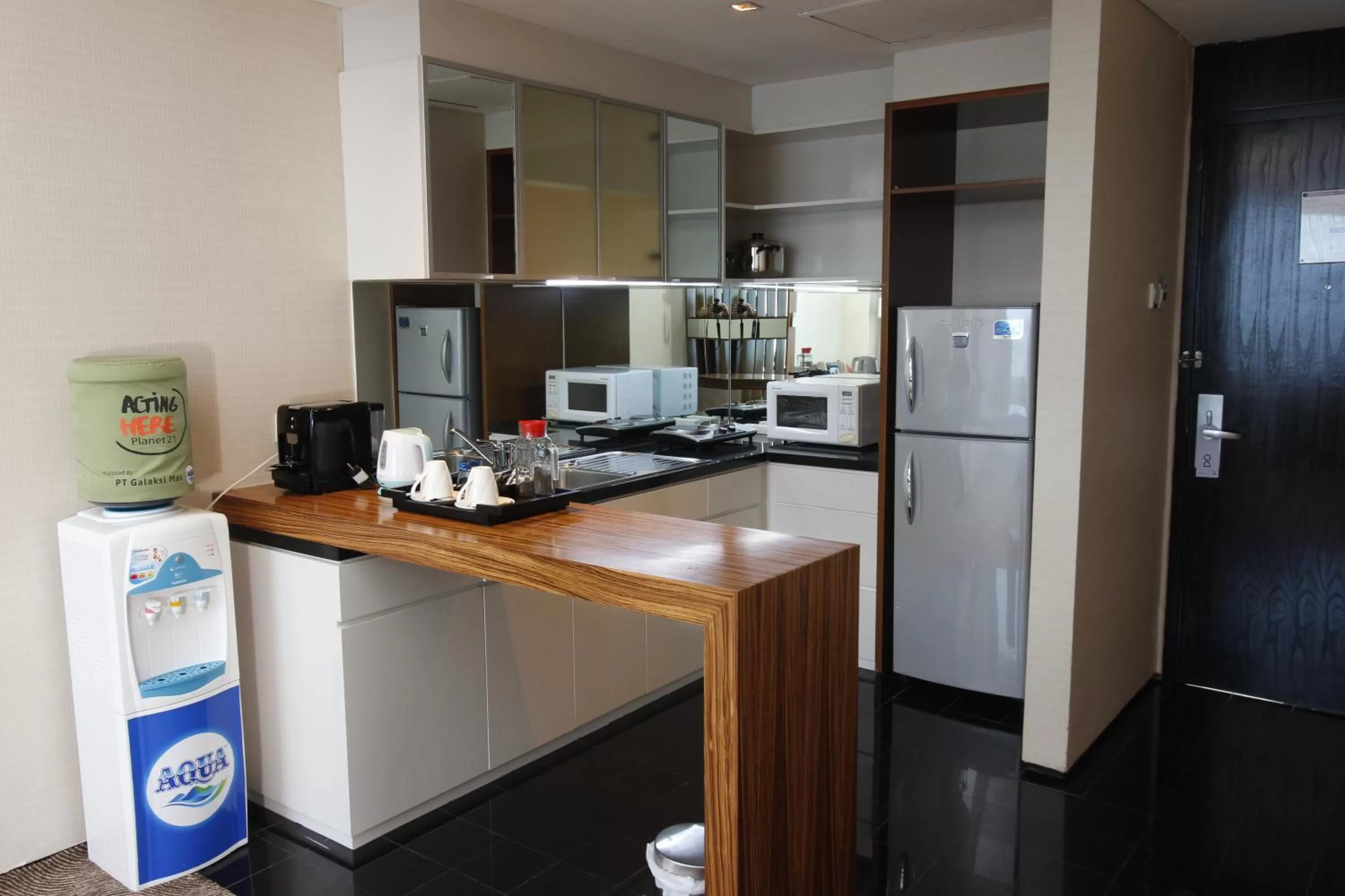 Coffee/tea facilities in Novotel Balikpapan