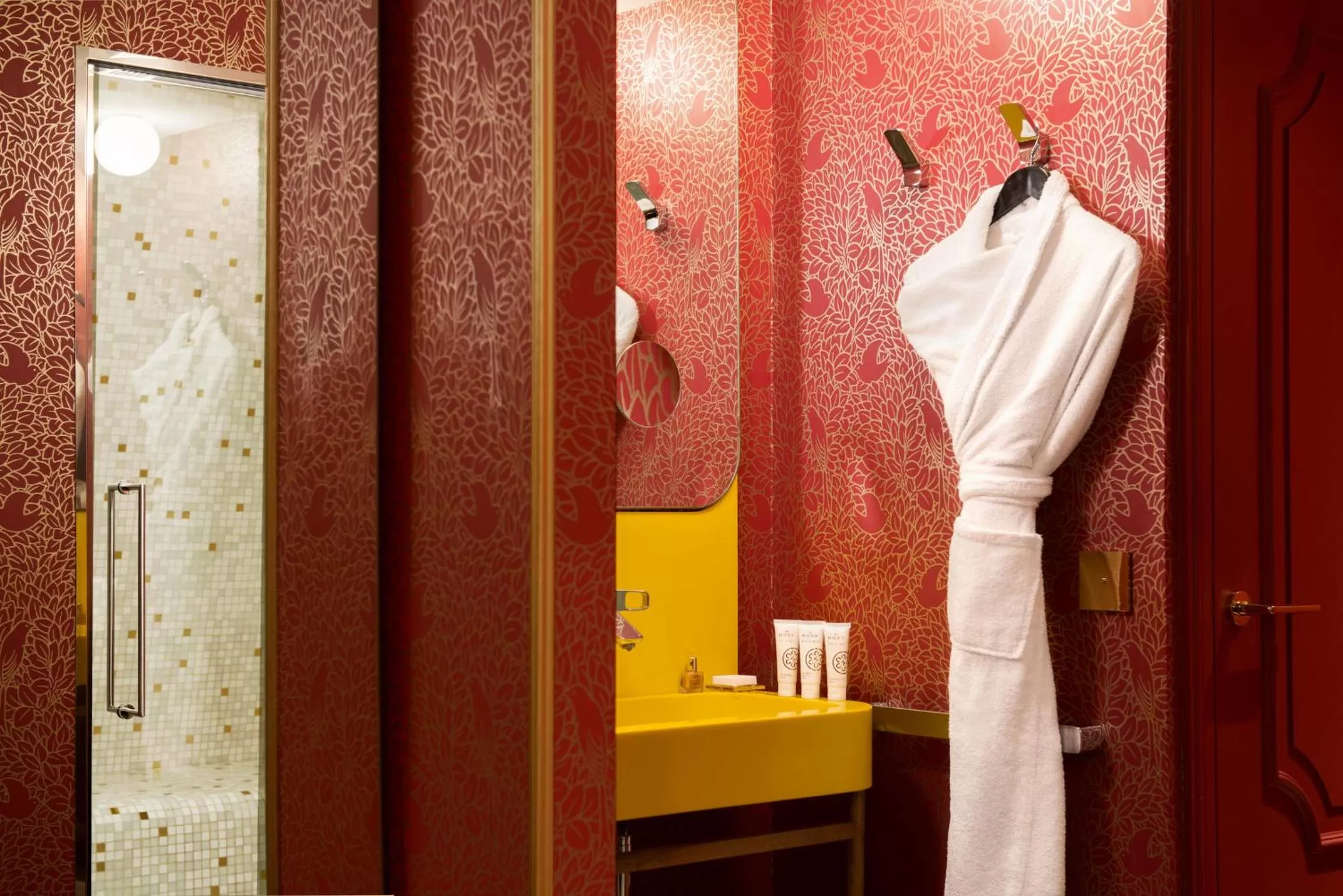 Bathroom in Idol Hotel