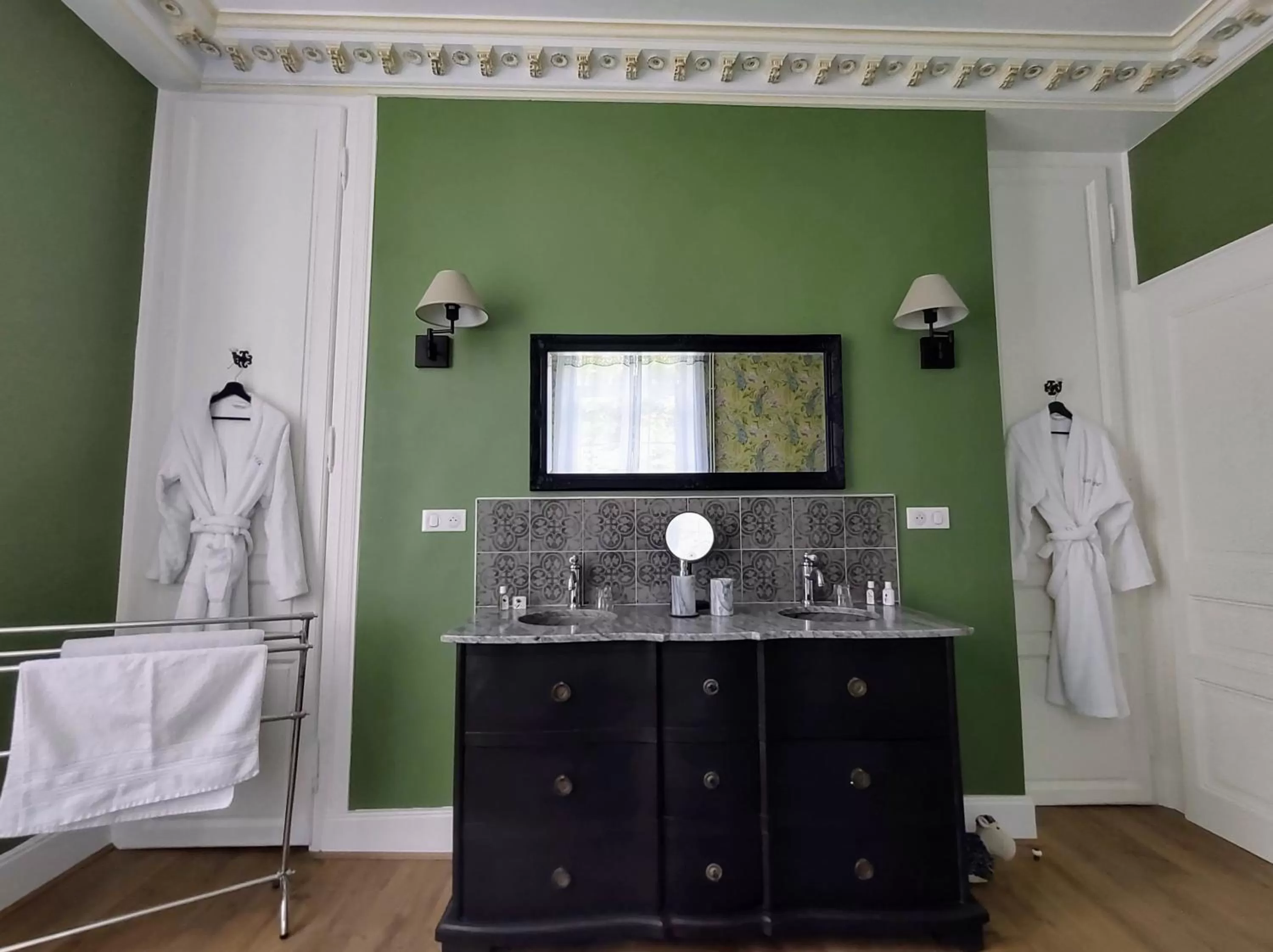 Bathroom in Maison Grandsire Chambres D'Hôtes