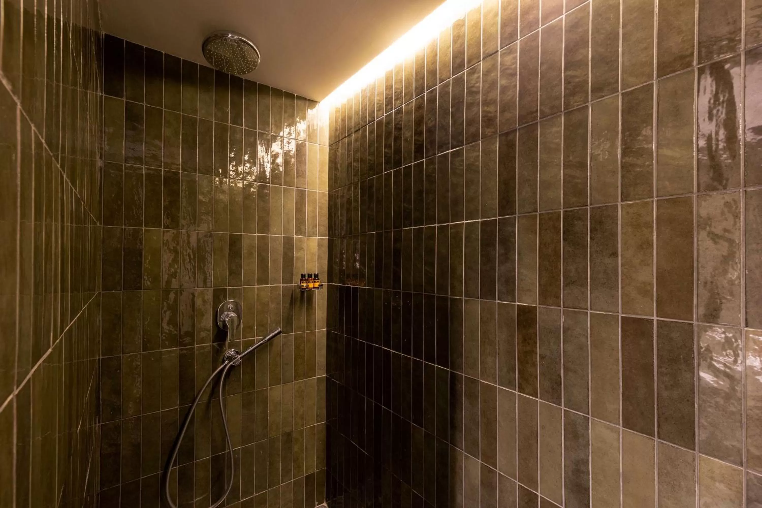 Shower in Best Western Plus Casablanca City Center