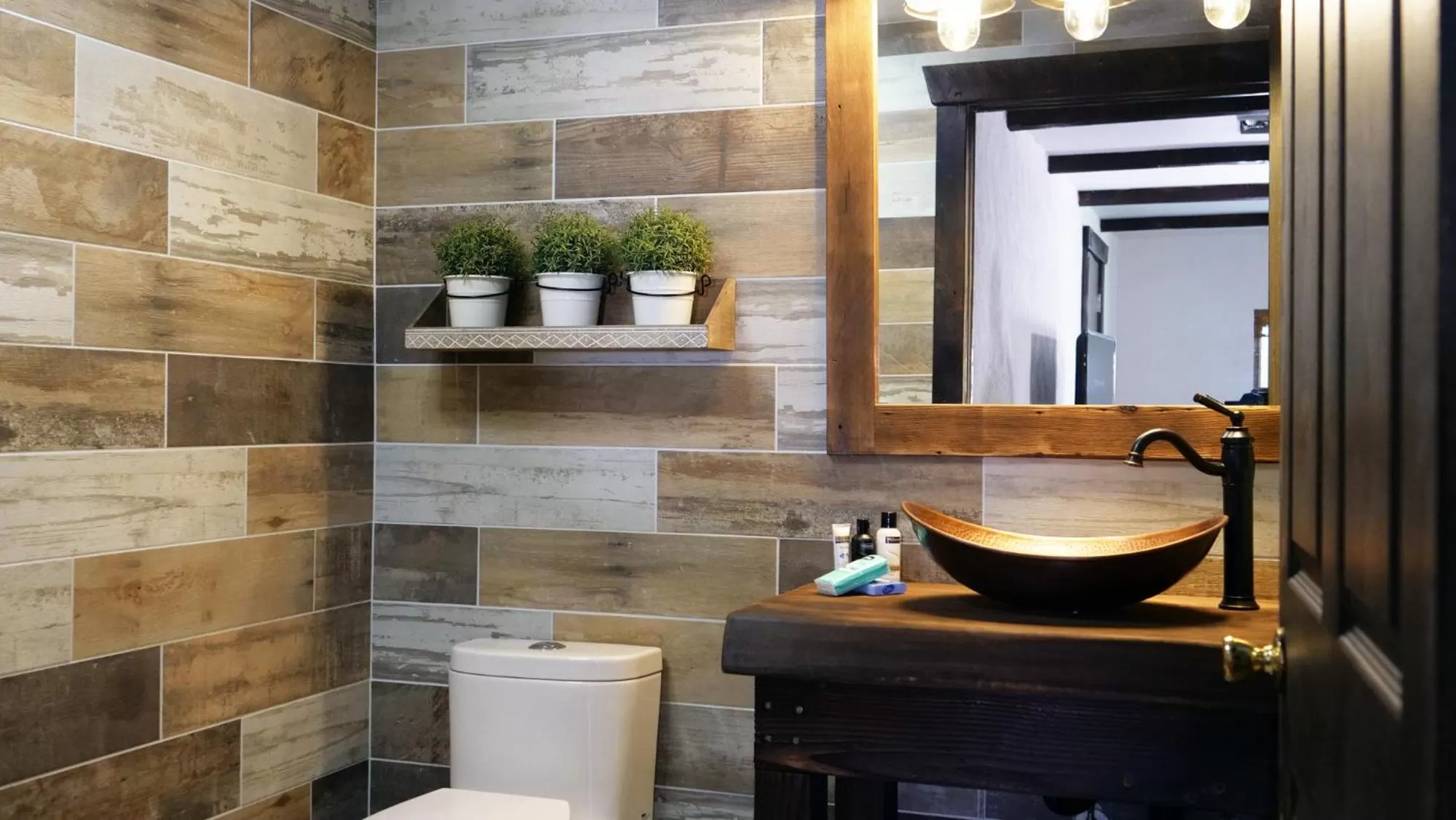 Toilet in Paradise Village