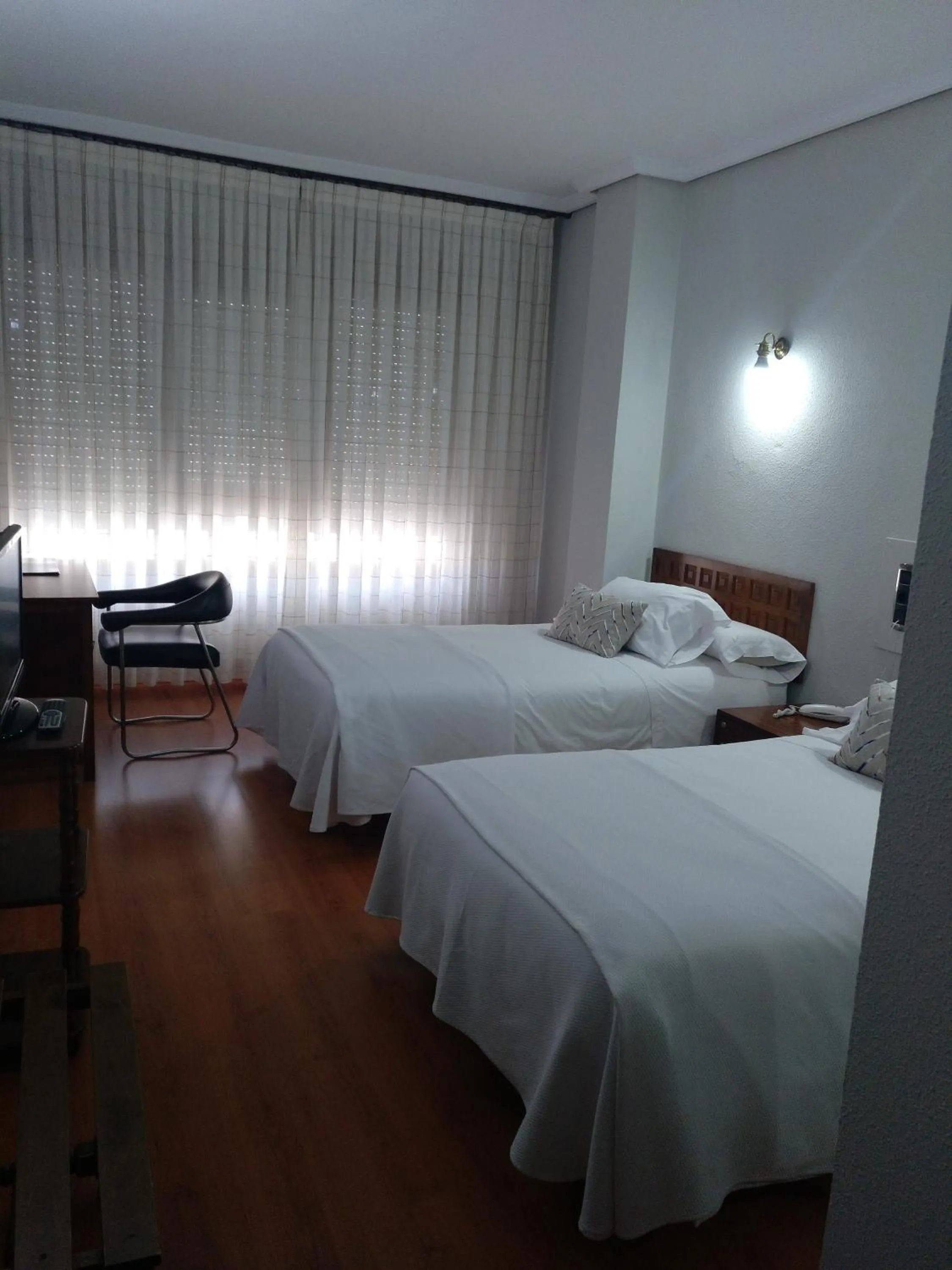Bedroom, Bed in Hotel Marqués de Santillana
