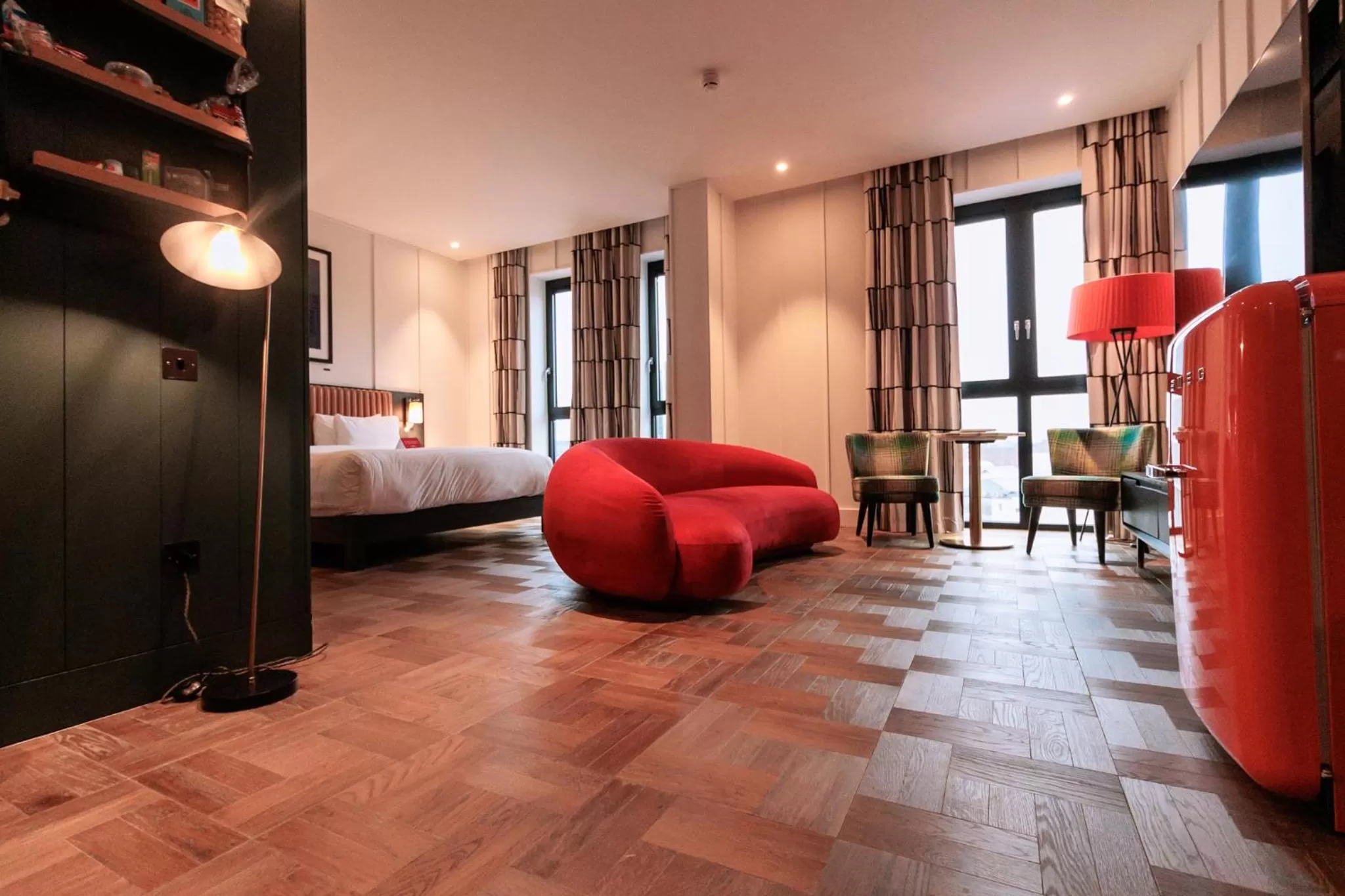 Seating area, Bed in The Dean Cork