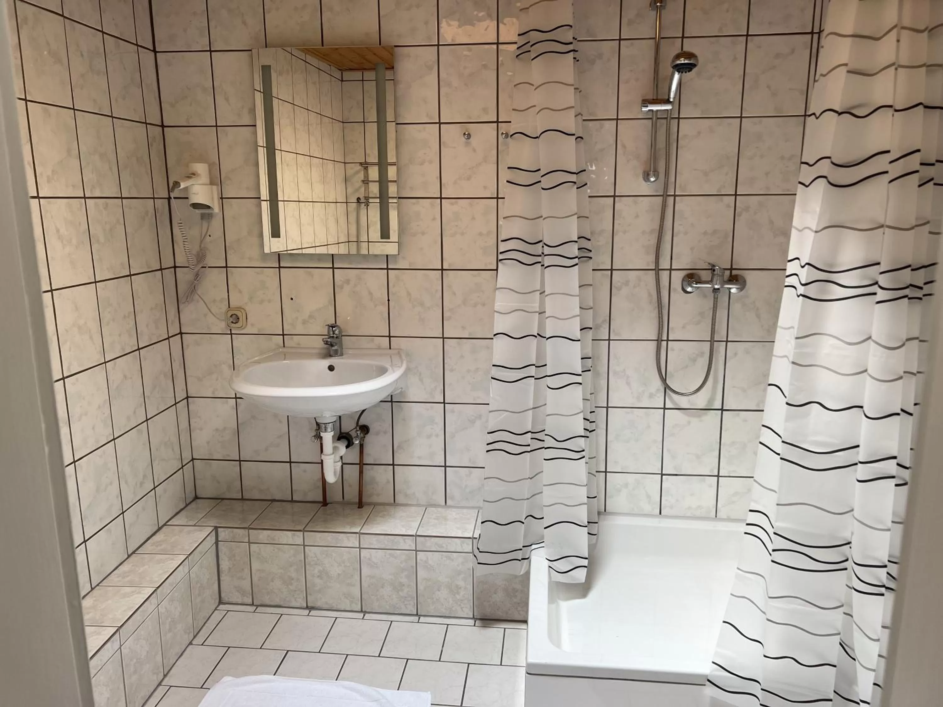 Shower in Aparthotel Stralsund Studios und Apartments