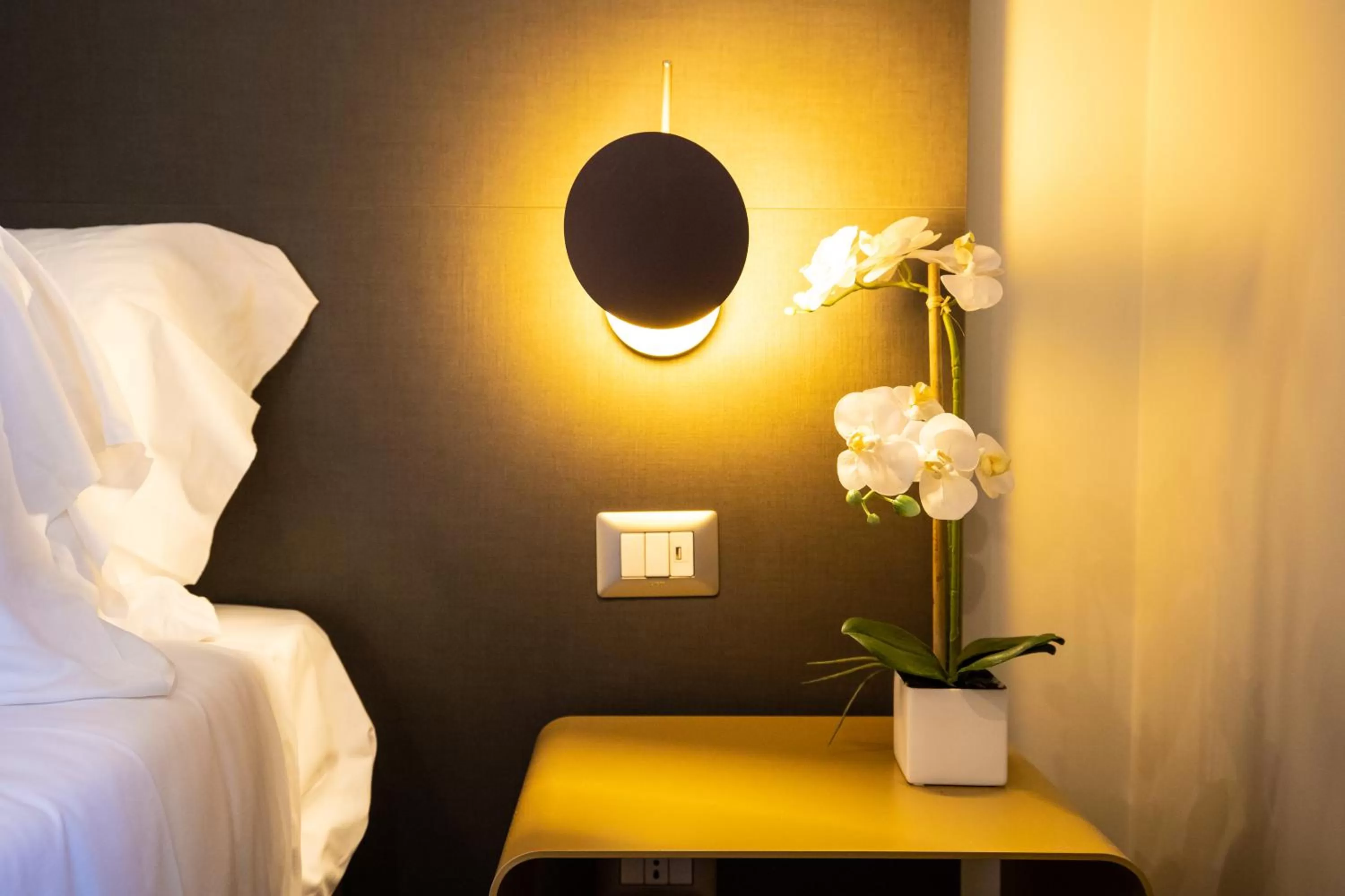 Decorative detail, Bed in The Cross Hotel