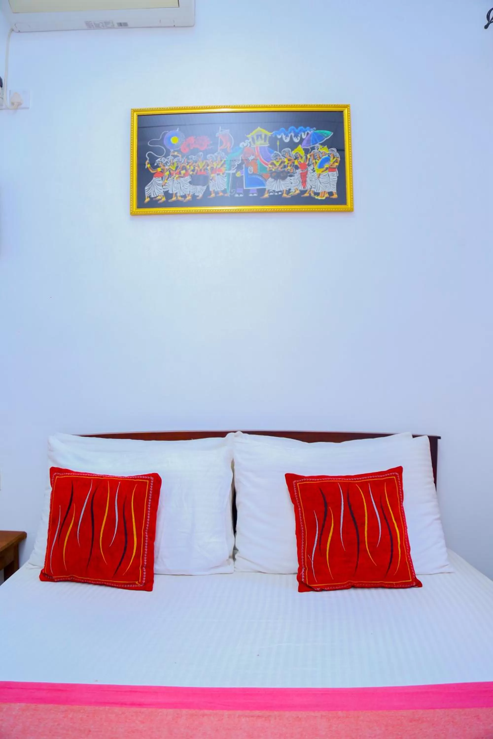 Bed in Canal Side Guest House Polonnaruwa