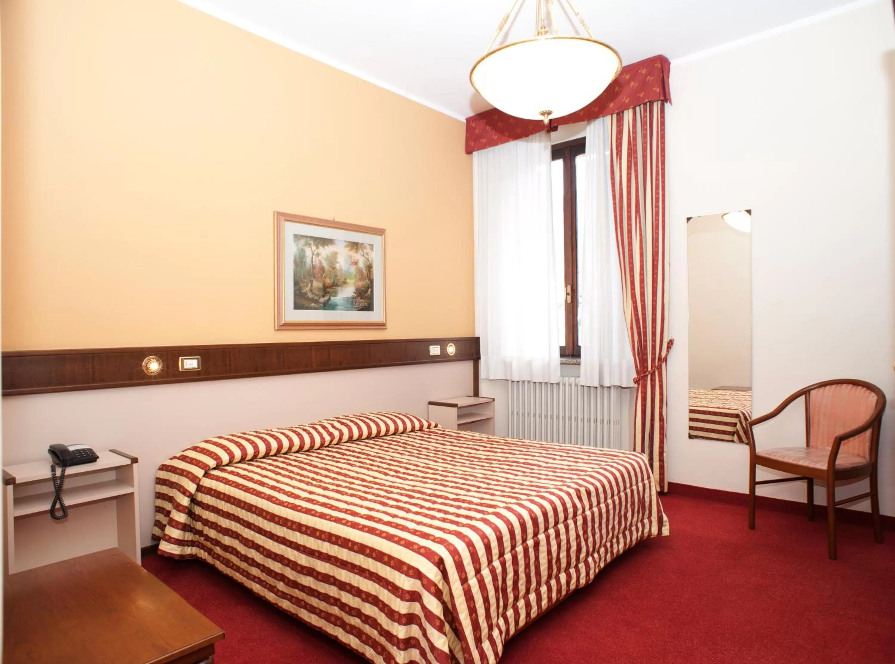 Bed in Bes Hotel Papa San Pellegrino Terme